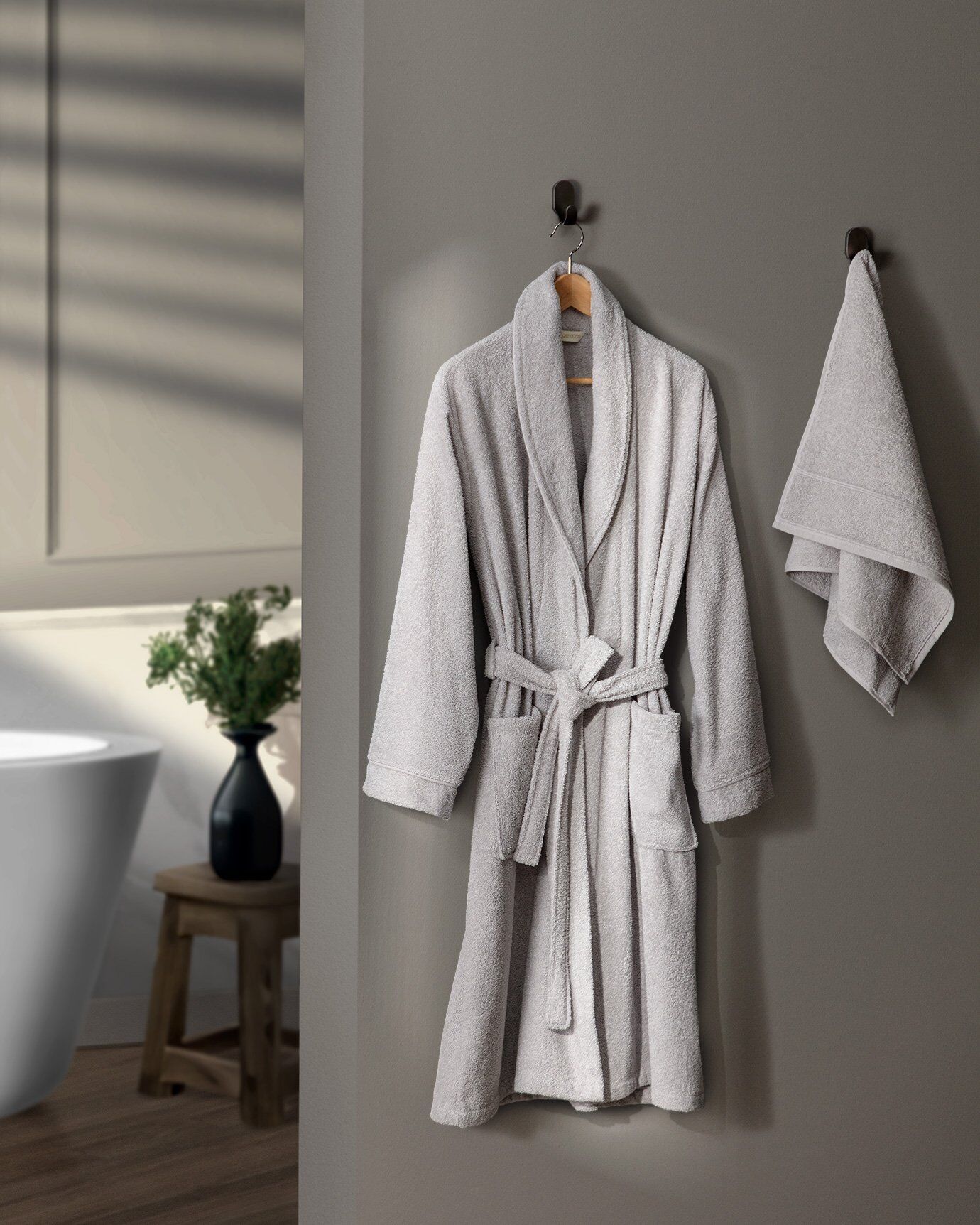 Avril Şalyaka Unisex Bornoz Set Fiyat ve Detayları | Madame Coco