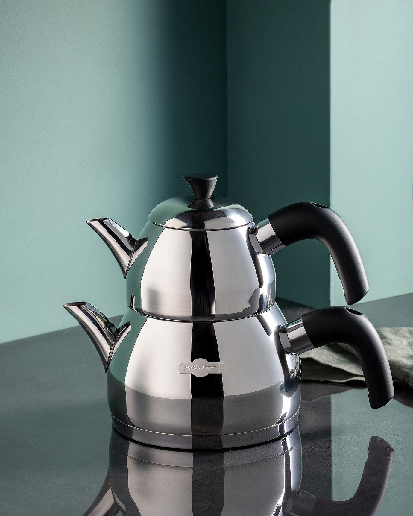 Karaca Belinay Theepot, middelgroot, roze set van roestvrij staal, Turkse theekoker, theepot: 1 l, waterkoker: 1,6 l
