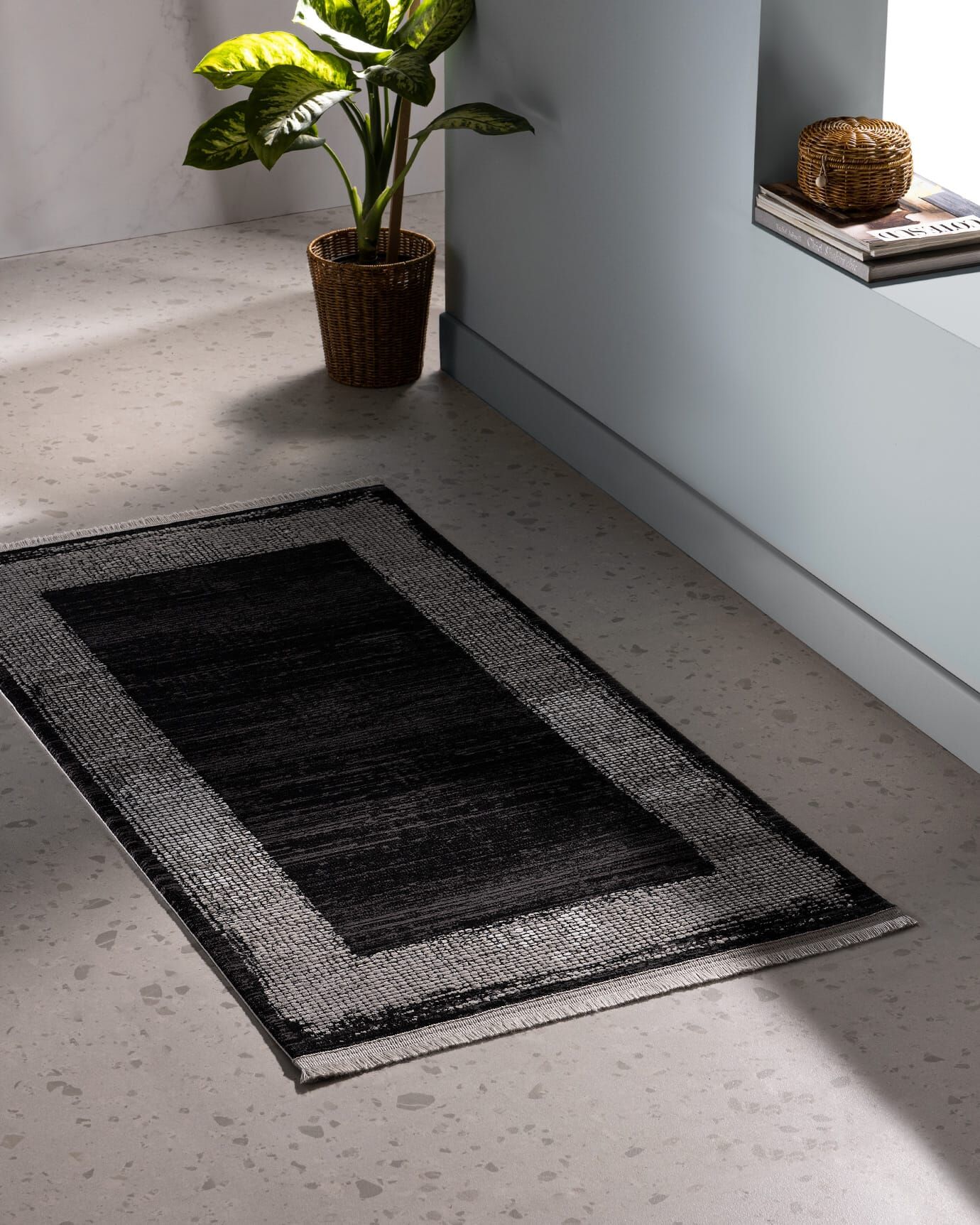 Ardenne Halı - Siyah - 160x230 cm Fiyat ve Detayları | Madame Coco