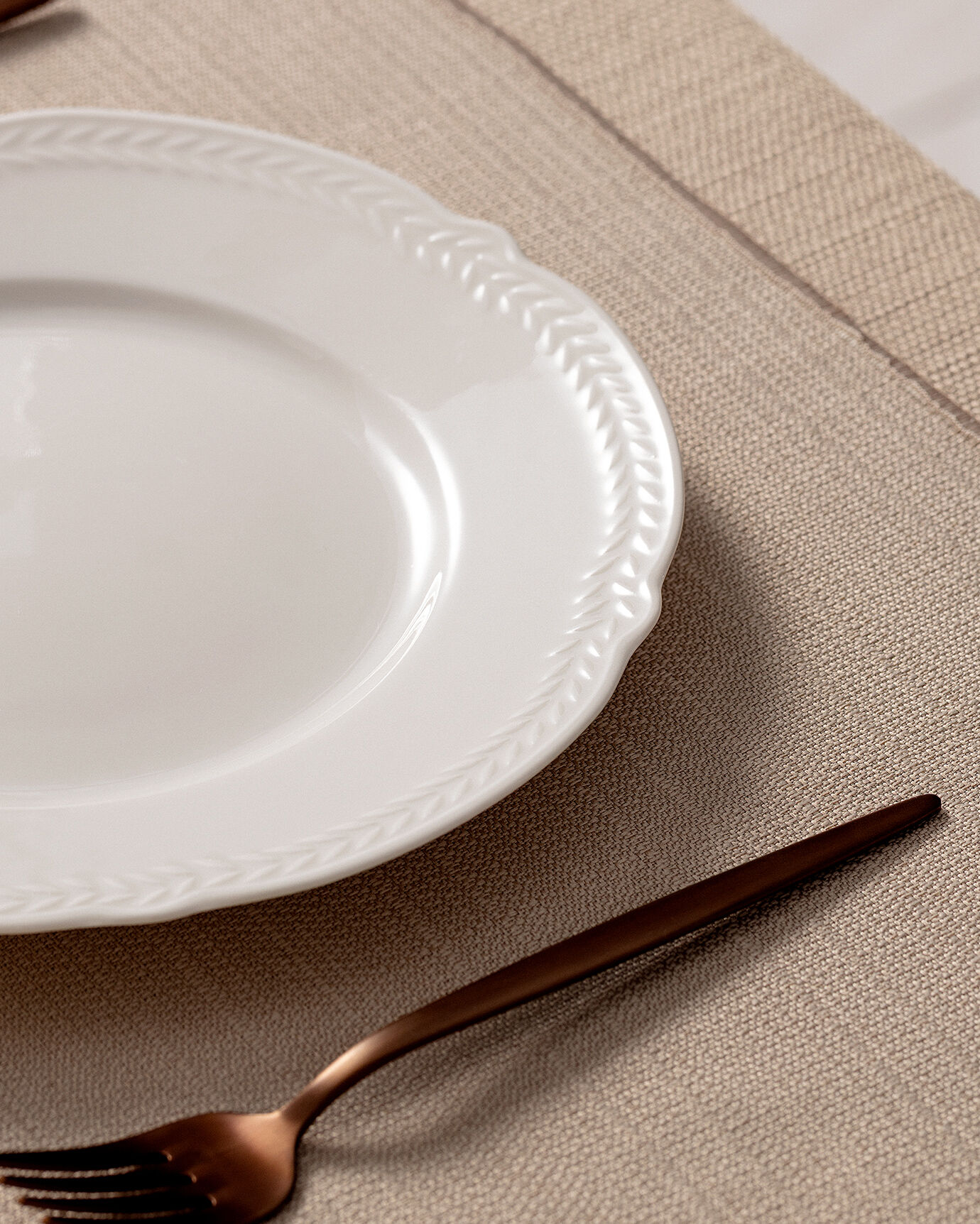 Spring Cake Plate - 21 cm - White Price and Details | Madame Coco