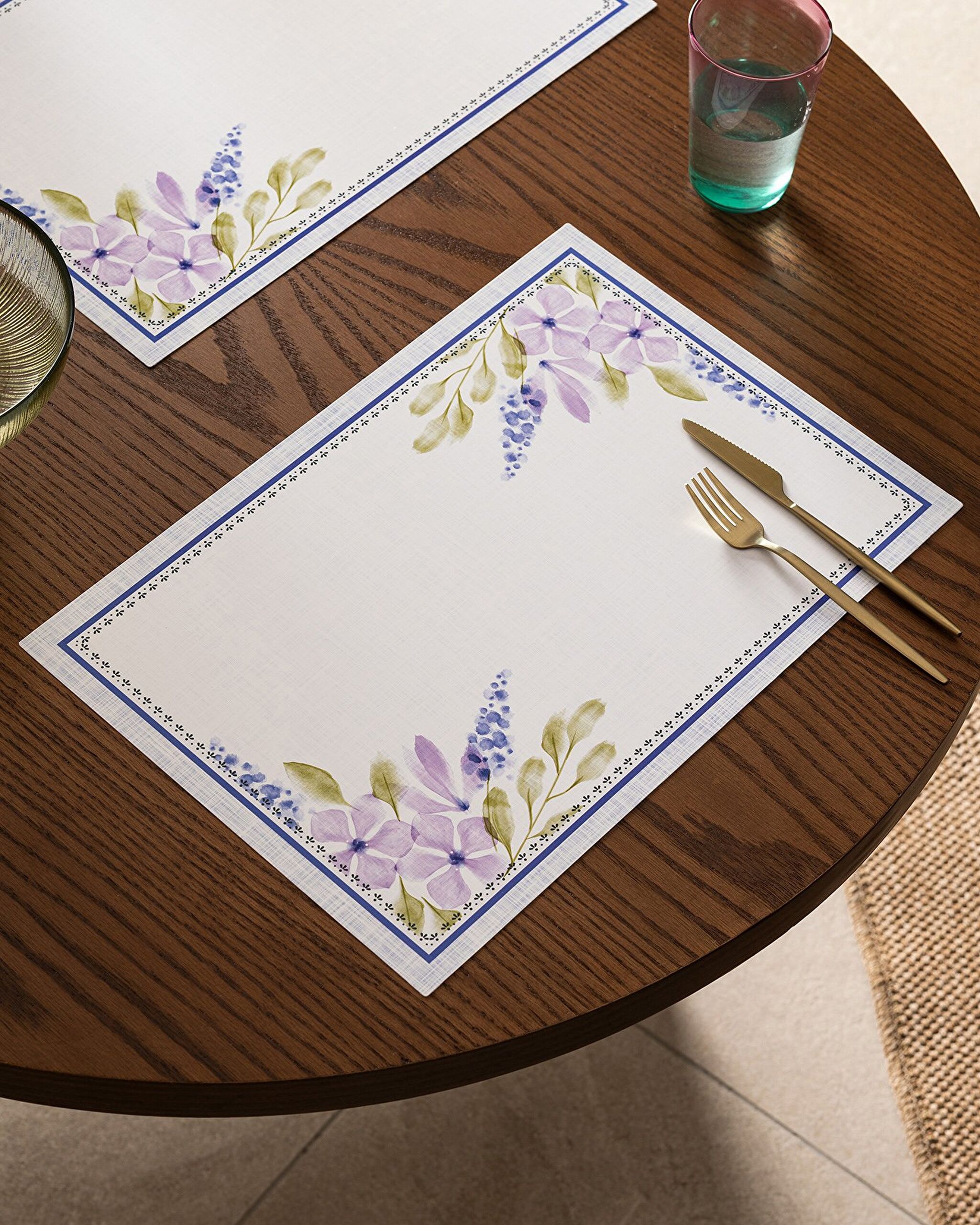 مفرش طاولة ميرلوت 4 قطع - 0