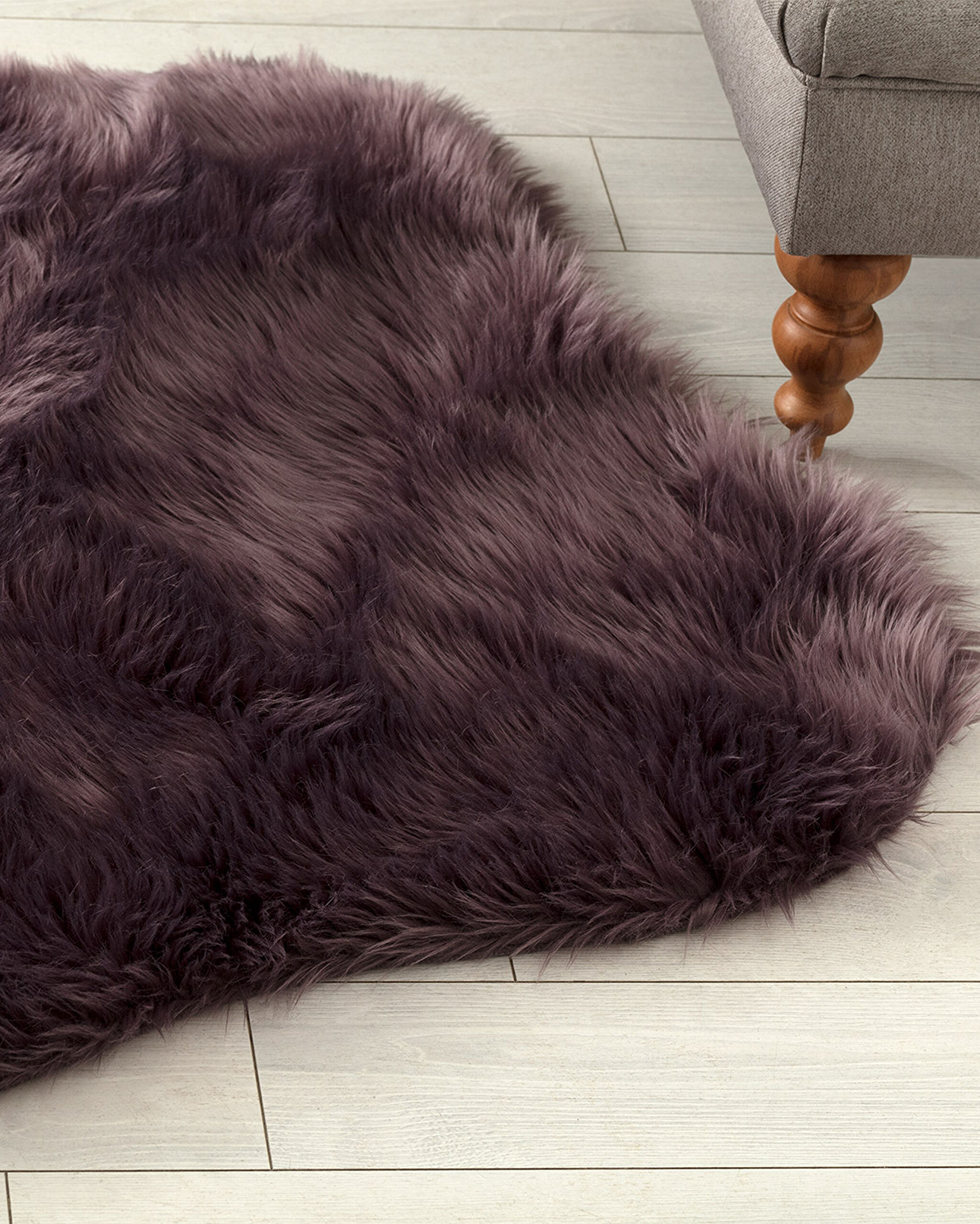 ⁠ Leila Sheepskin_2}