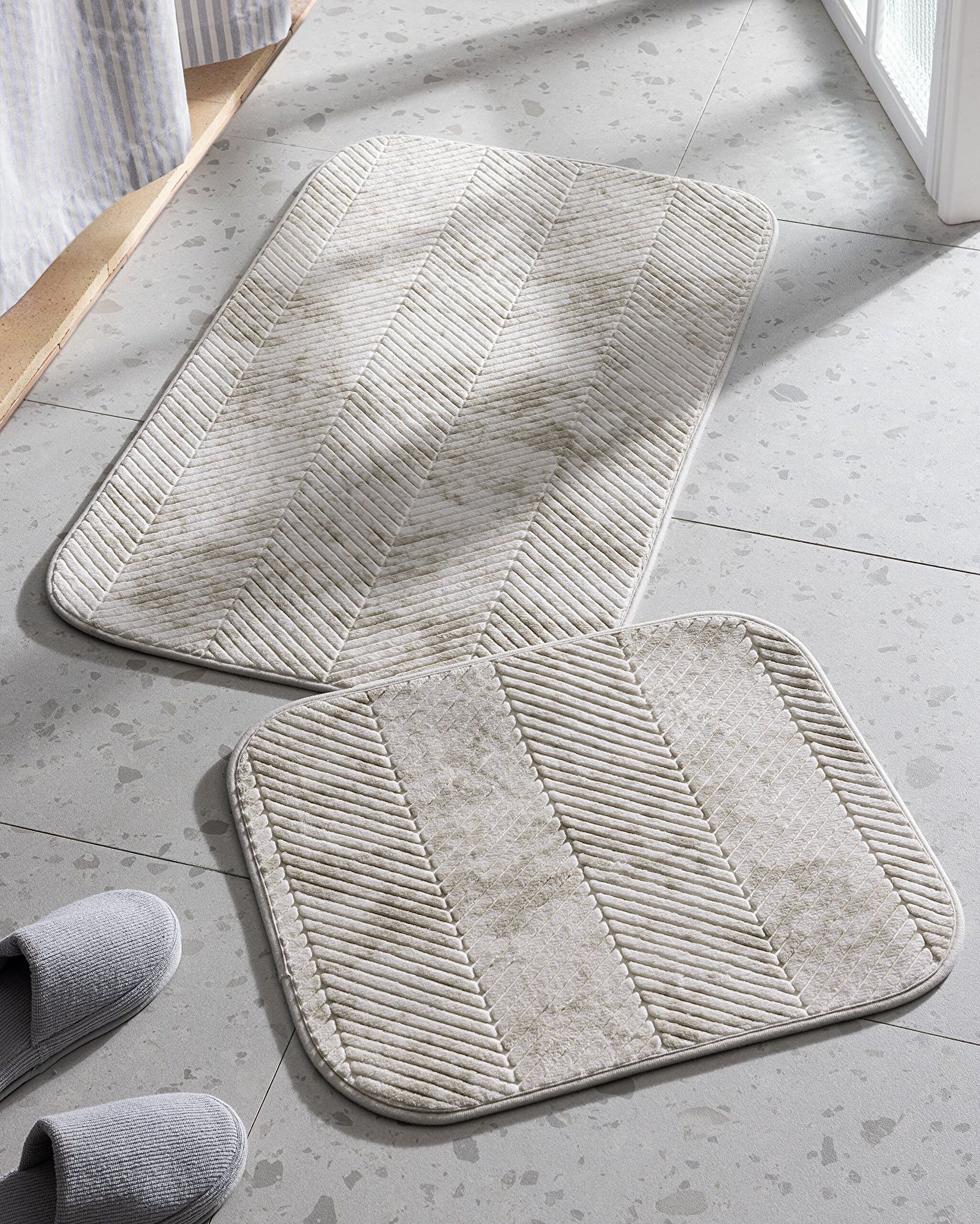 ⁠ Eze Bath Mat_0}