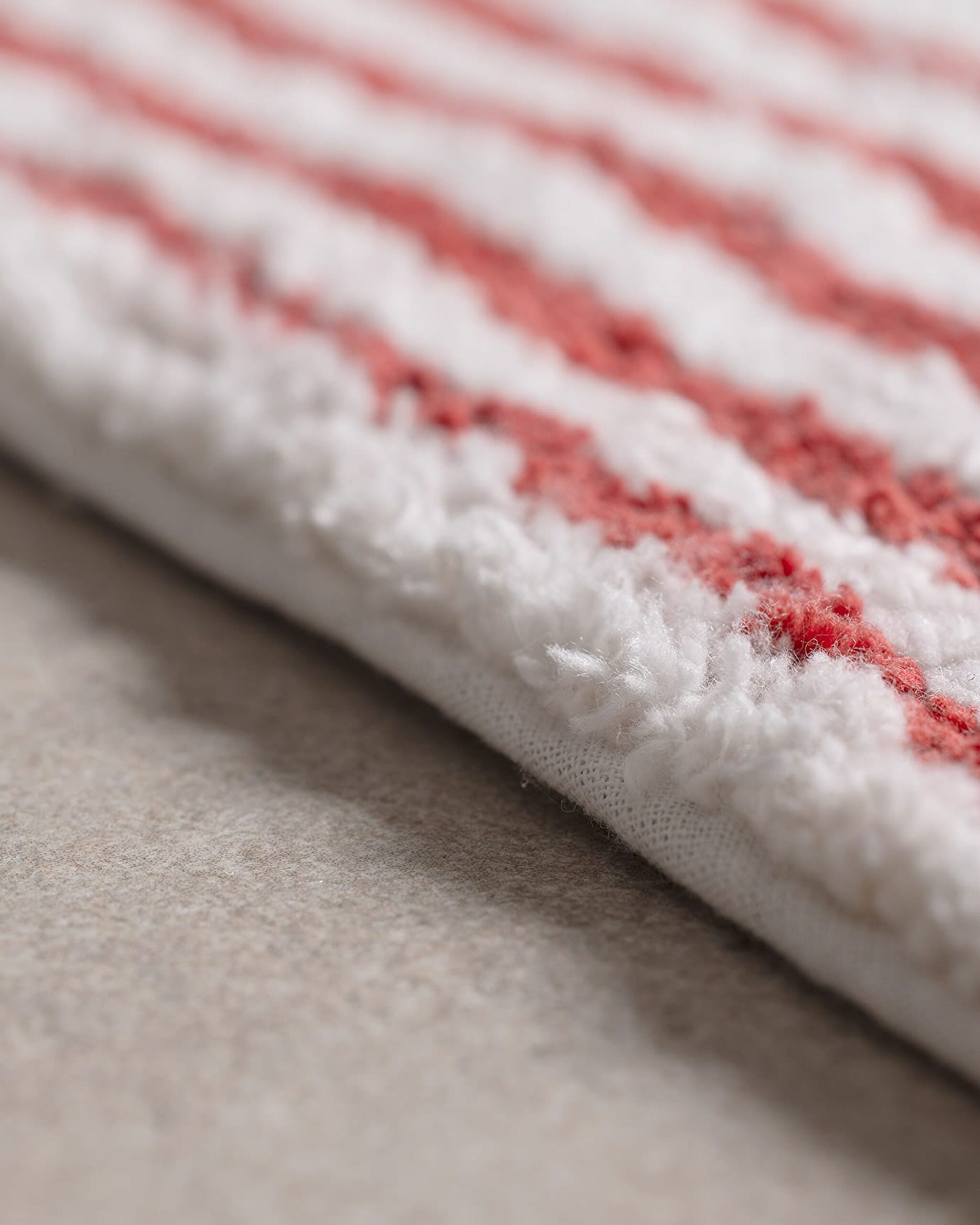Fleuramour Bath Mat - White/Red/Grey - 50x80 cm - 4