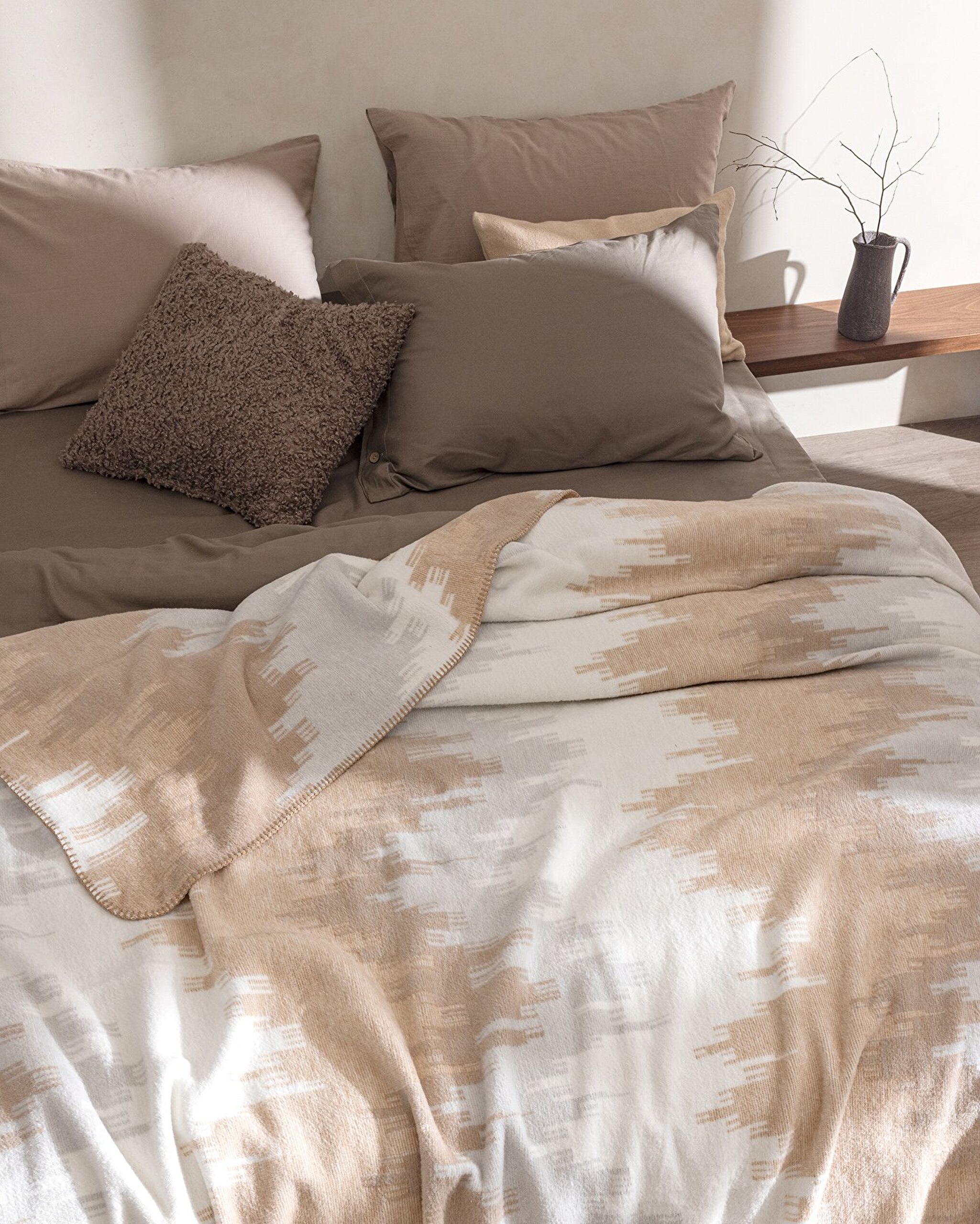 Lemoza Jacquard Cotton Blanket - 1