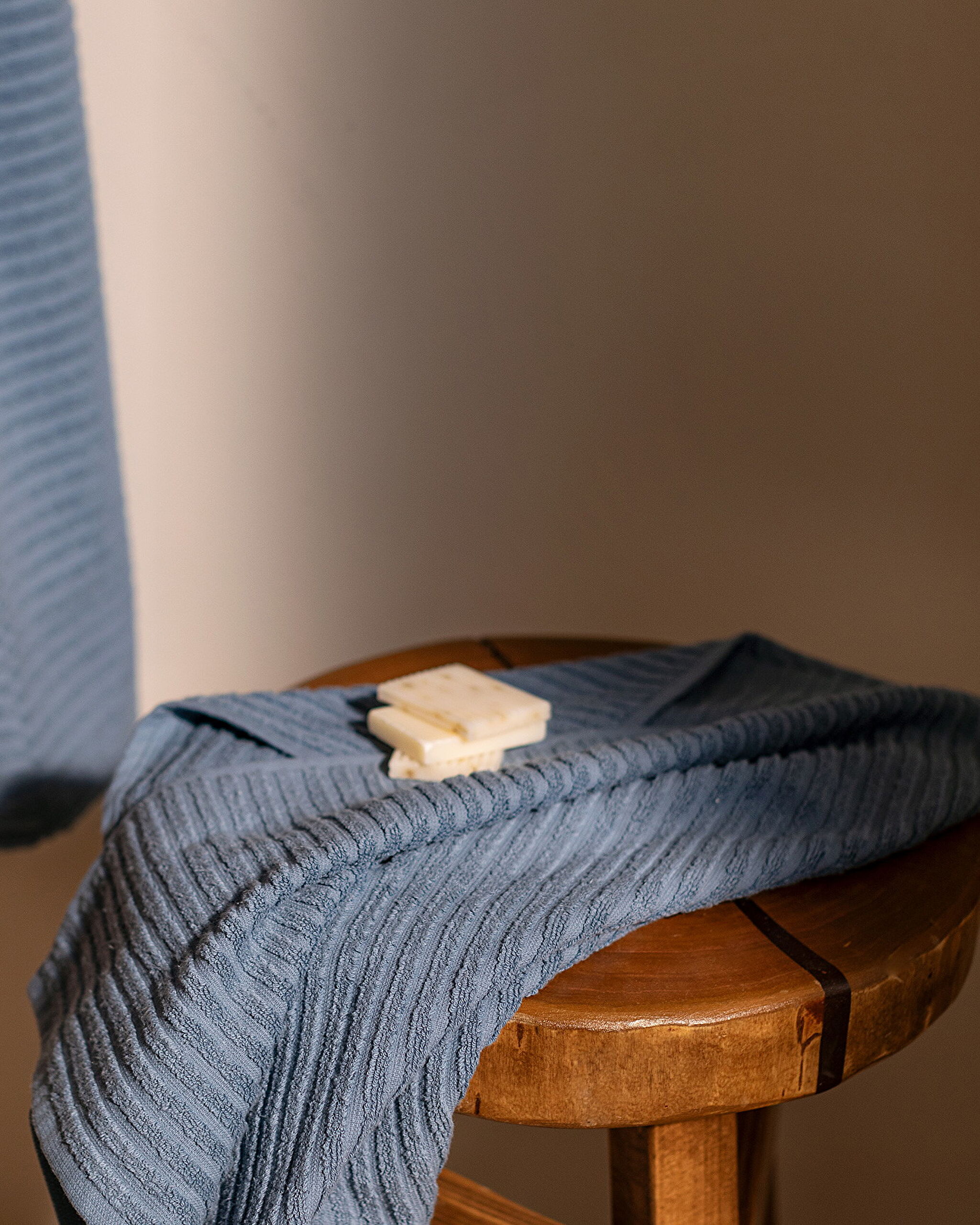 Carla Kimono Collar Unisex Bathrobe Set - 1