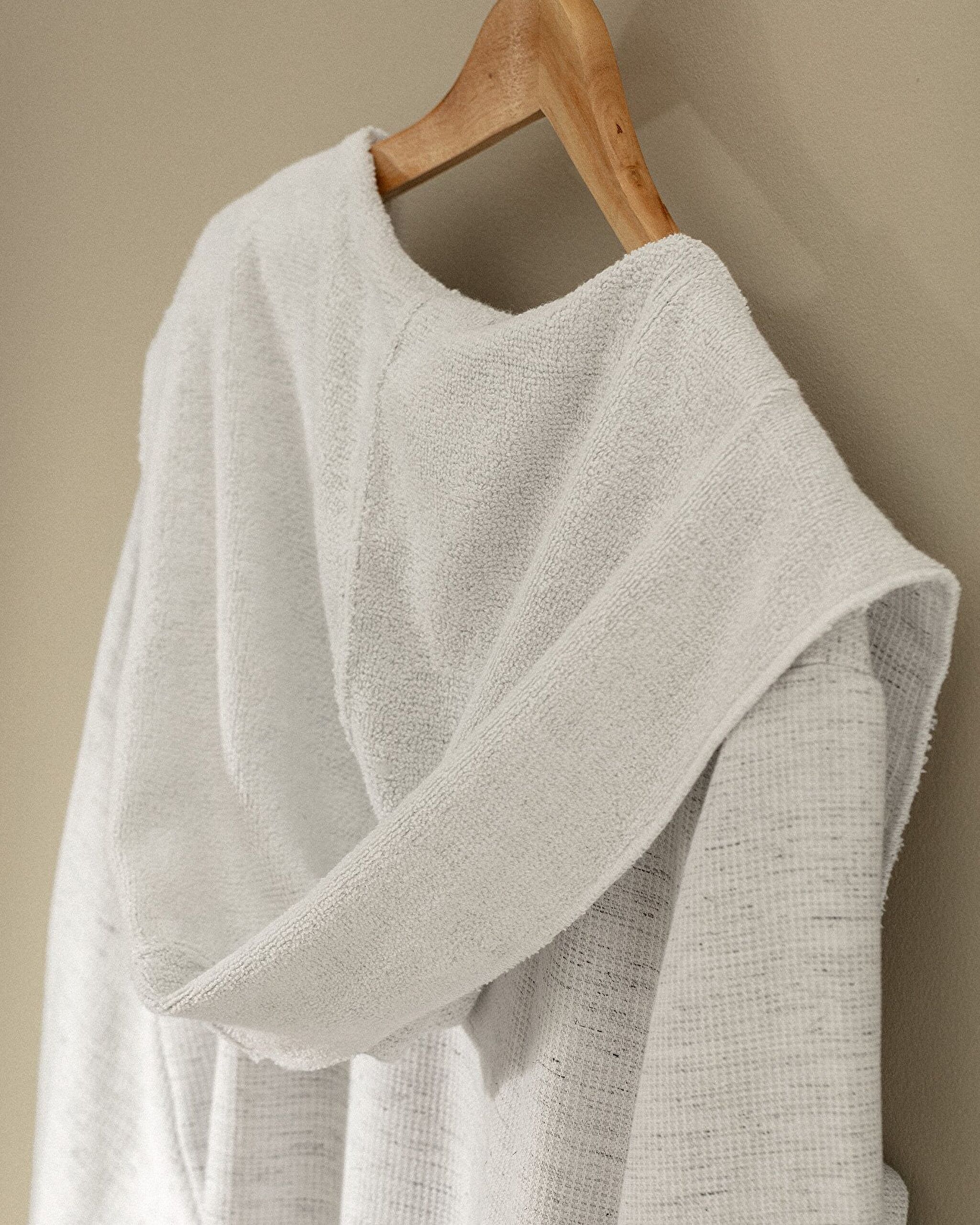 Rayana Hooded Bathrobe - 3