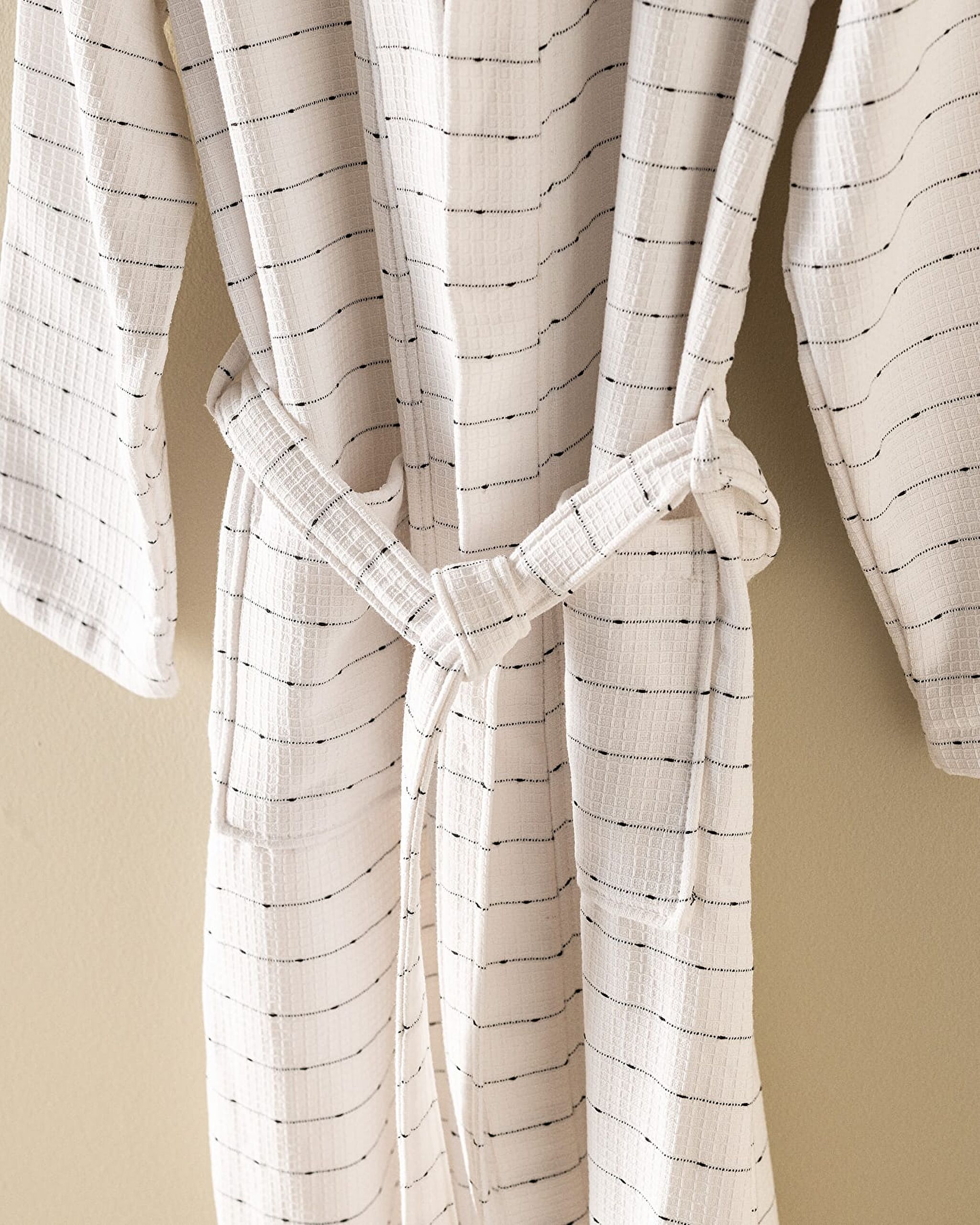 Soderna Kimono Unisex Bathrobe - 1