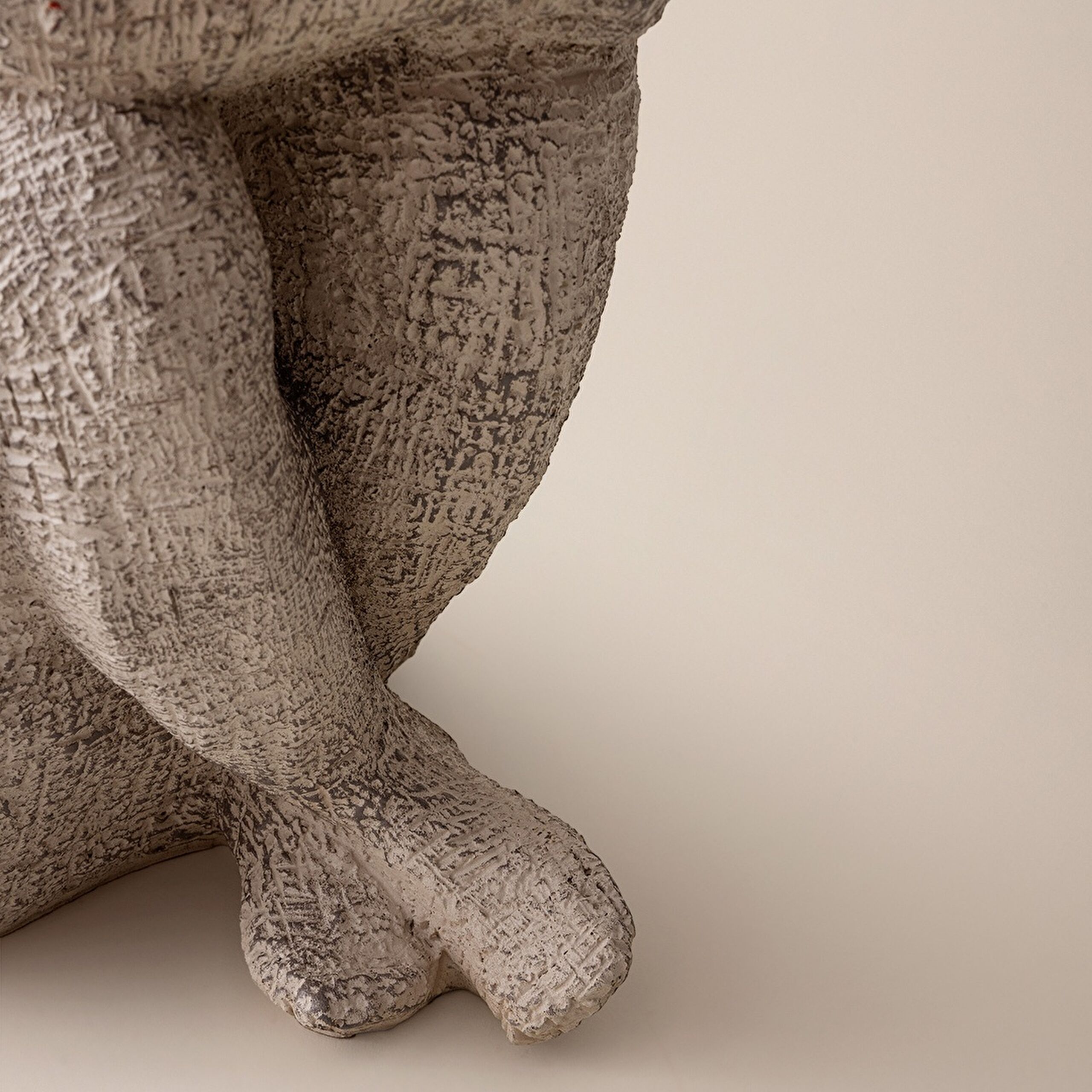 ⁠ Alice Bust - Soft Grey_3}