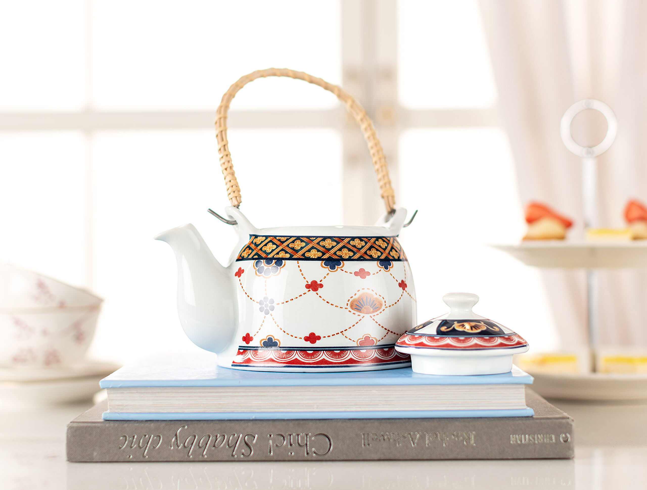 Nostalgic Chéri Teapot - 1