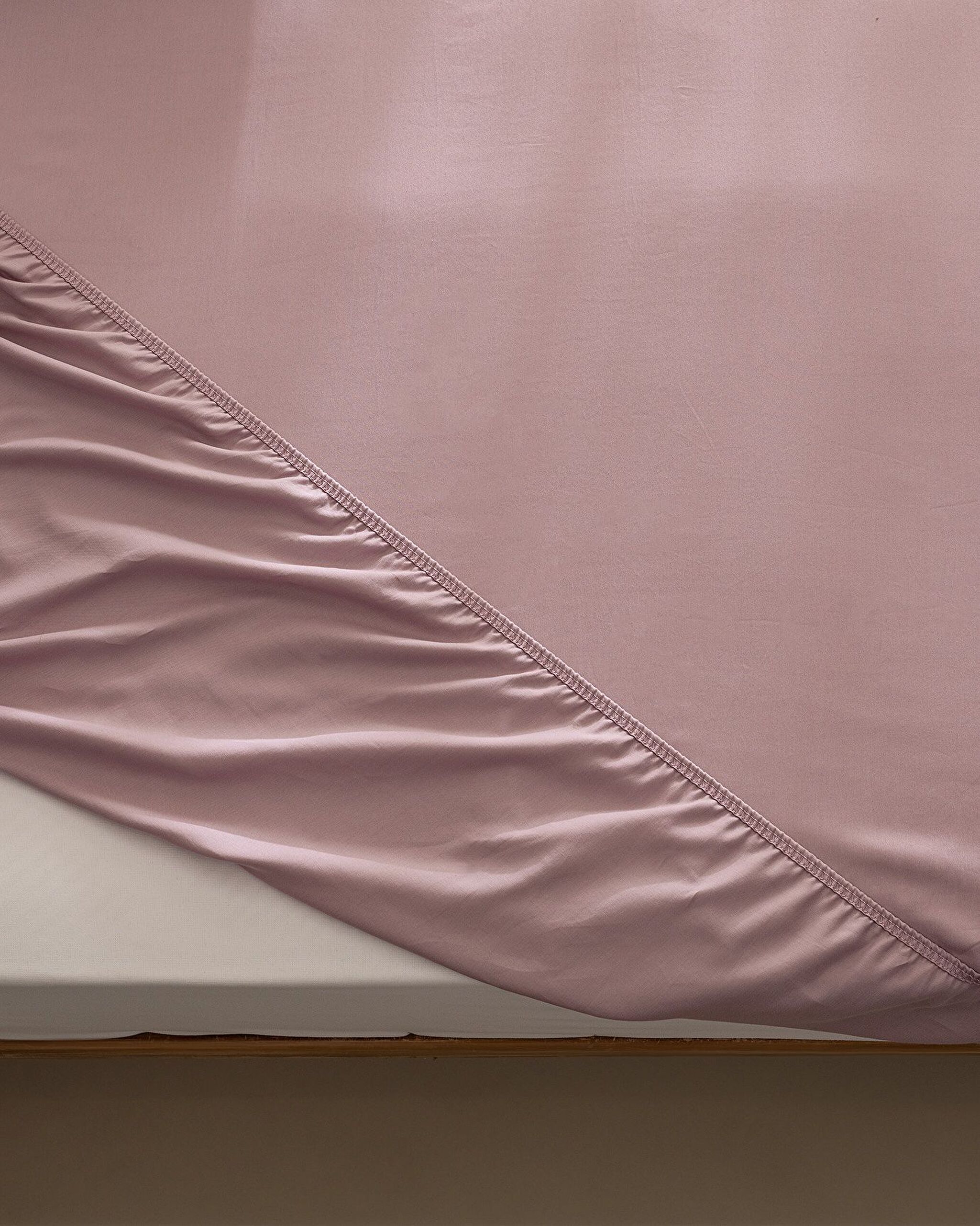 Ciel Satin Fitted Sheet - 3