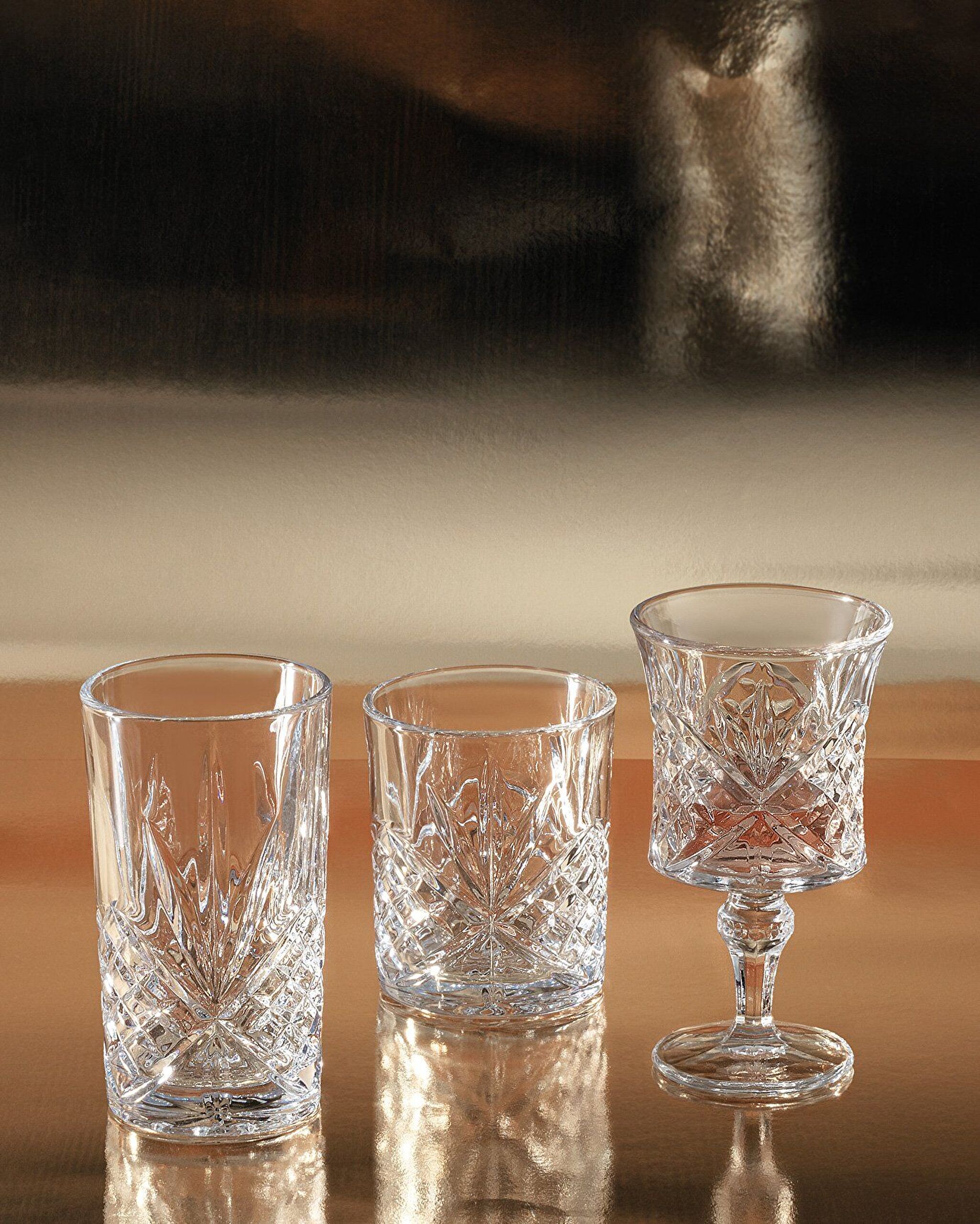 Aron 18-piece Wedding Set - 0