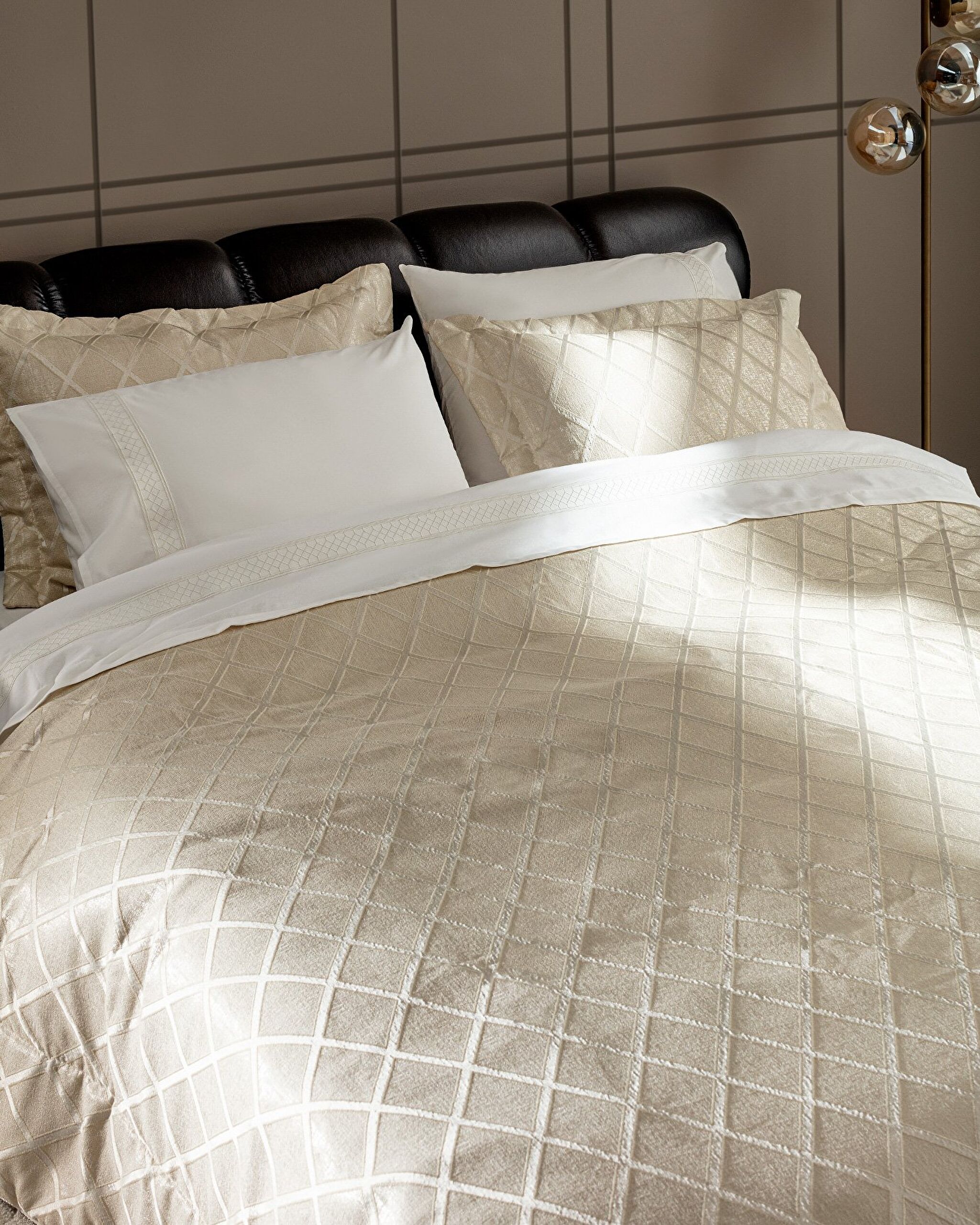 Dot Mougins 8 pièces - Beige - 1