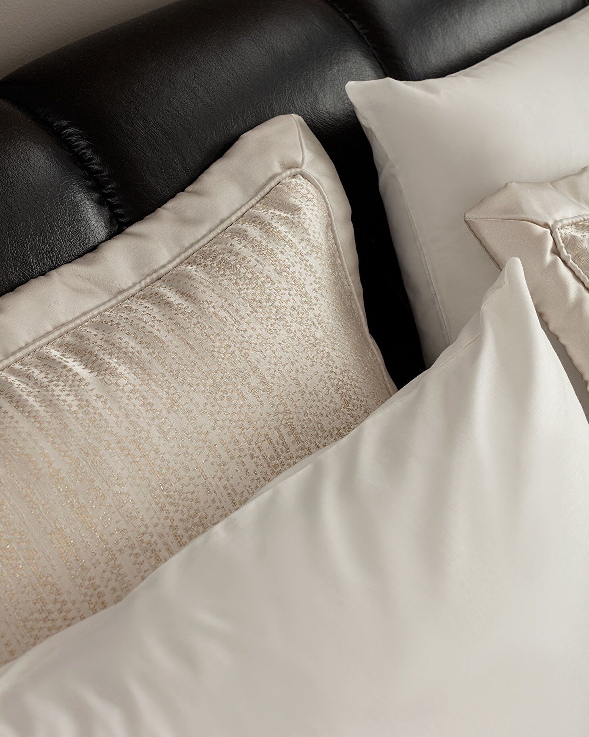 مجموعة مهر Vézelay مكونة من 8 قطع - 2