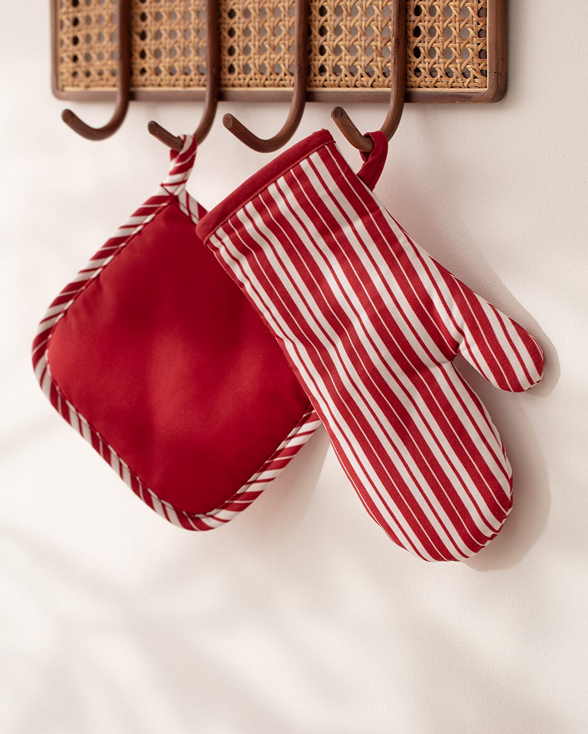 Elenor 2-piece Kitchen Glove Set - 0