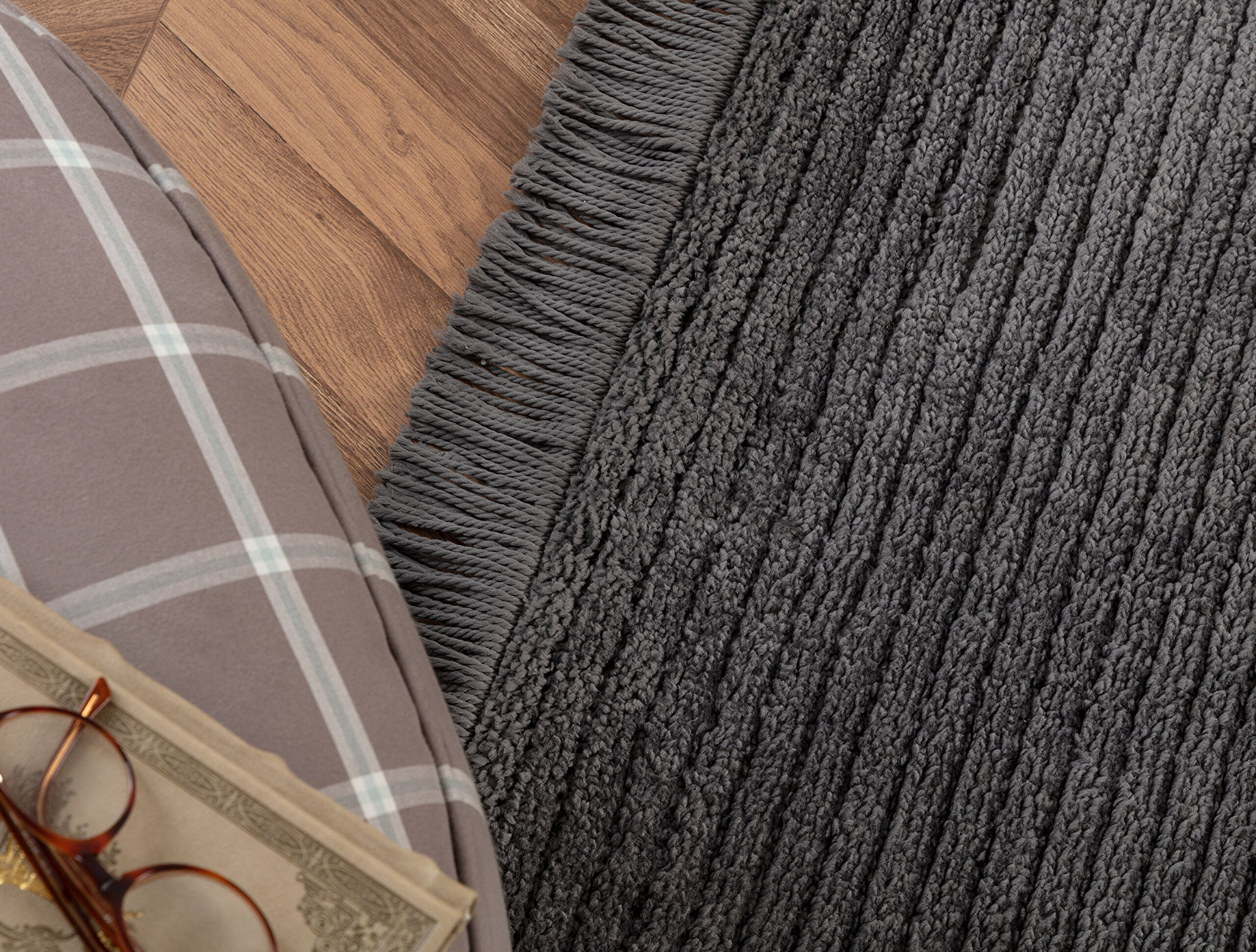 Diane Fringe Carpet - 3