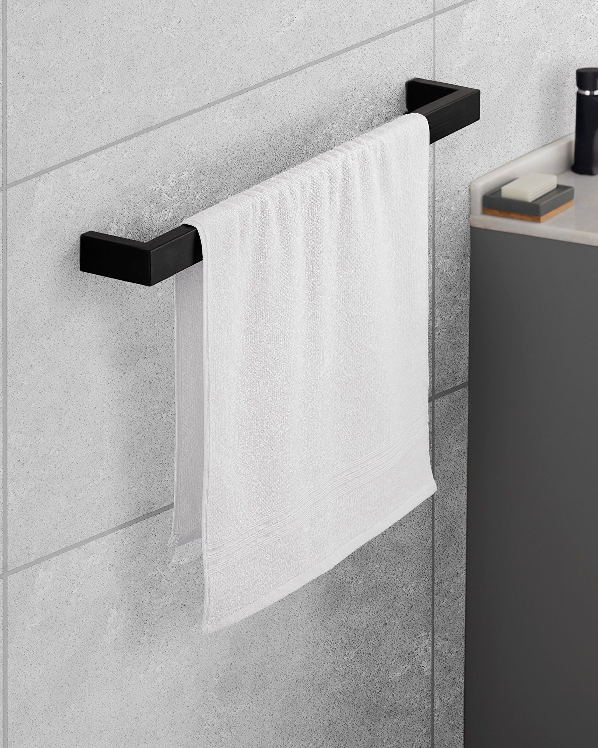 Stripe Dobby Face Towel - Hotel Collection - 0