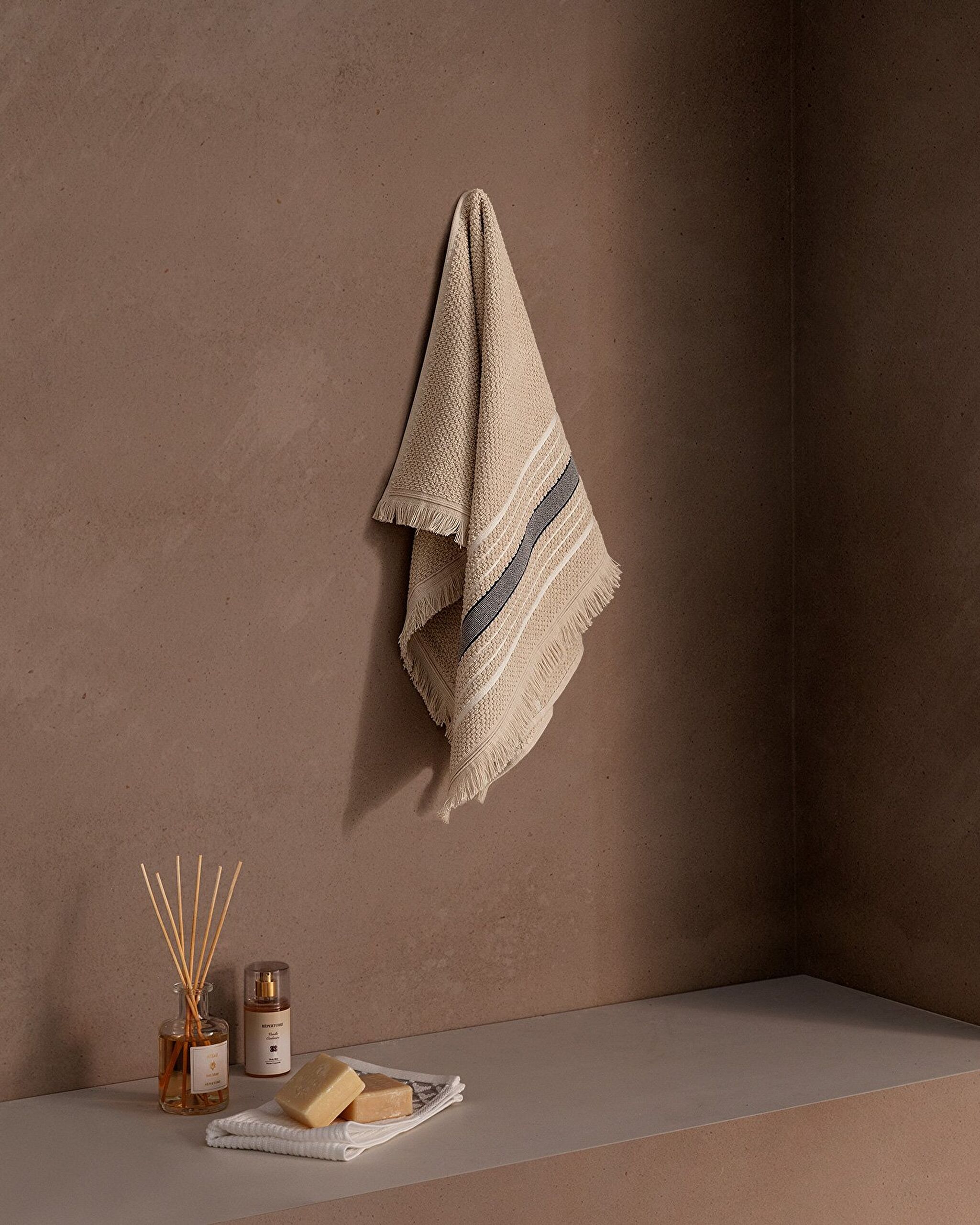 Annecy Face Towel - 0