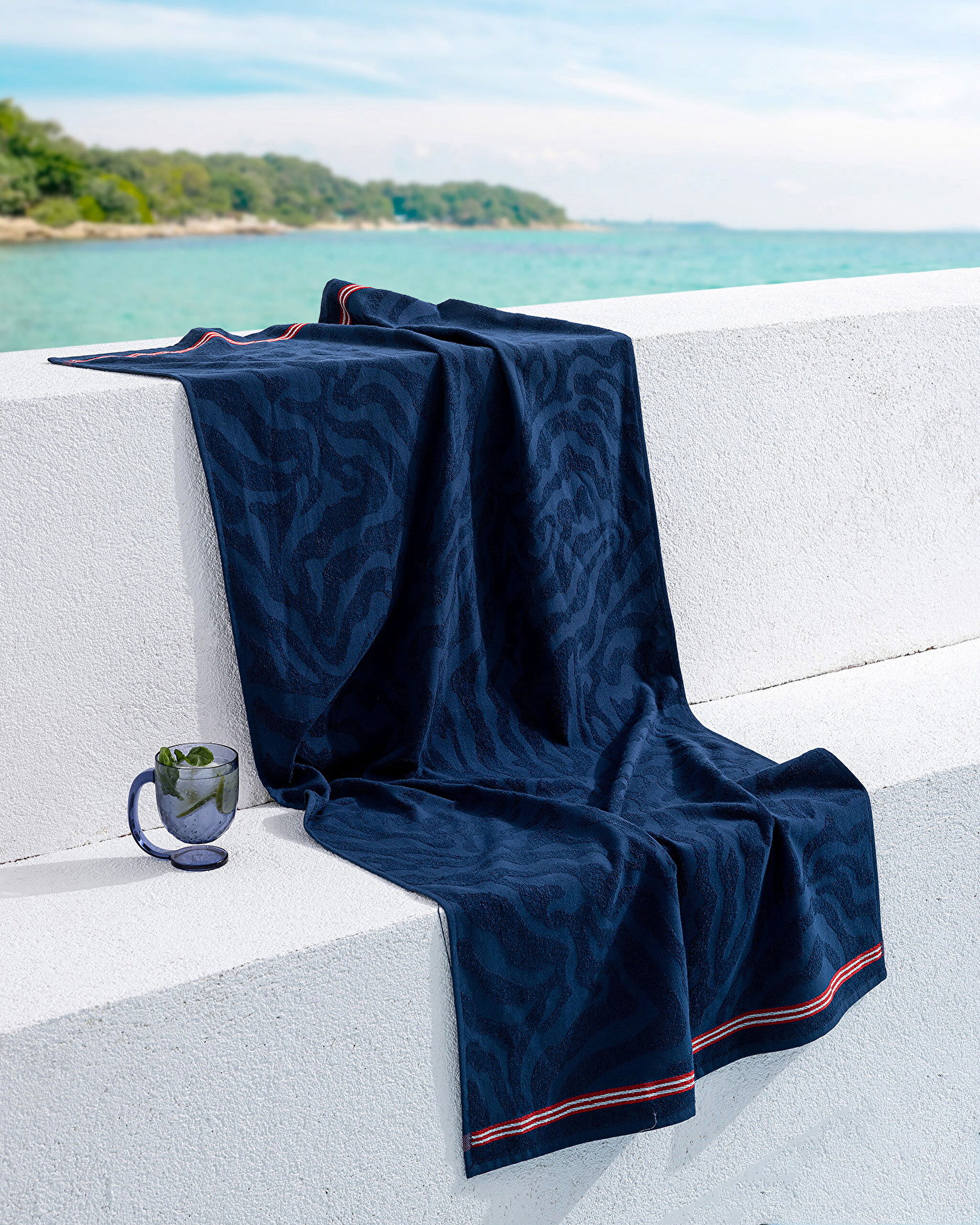 Serviette de Plage Sabre 100% Coton - Bleu Marine - 70x150 cm - 0