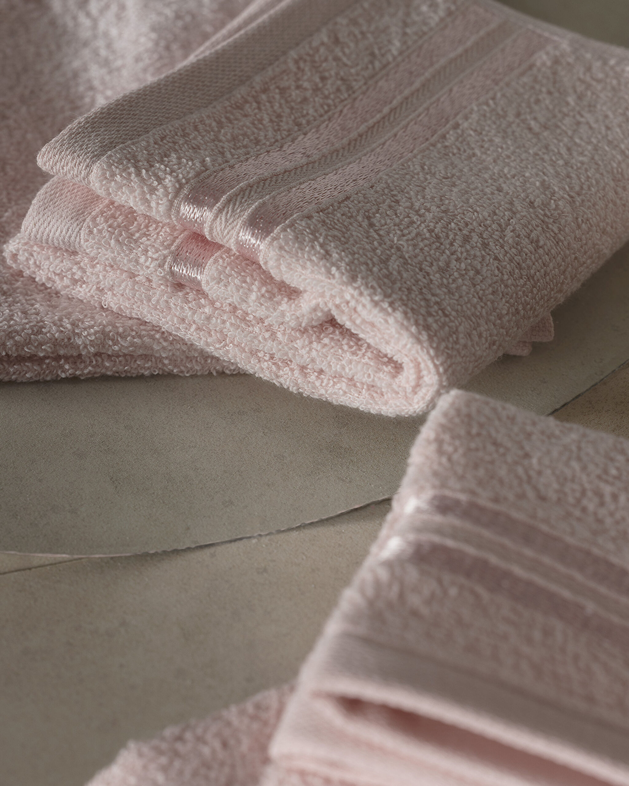 Ensemble de 2 essuie-mains 100 % coton Border Flush de Maynor - Poudre - 1