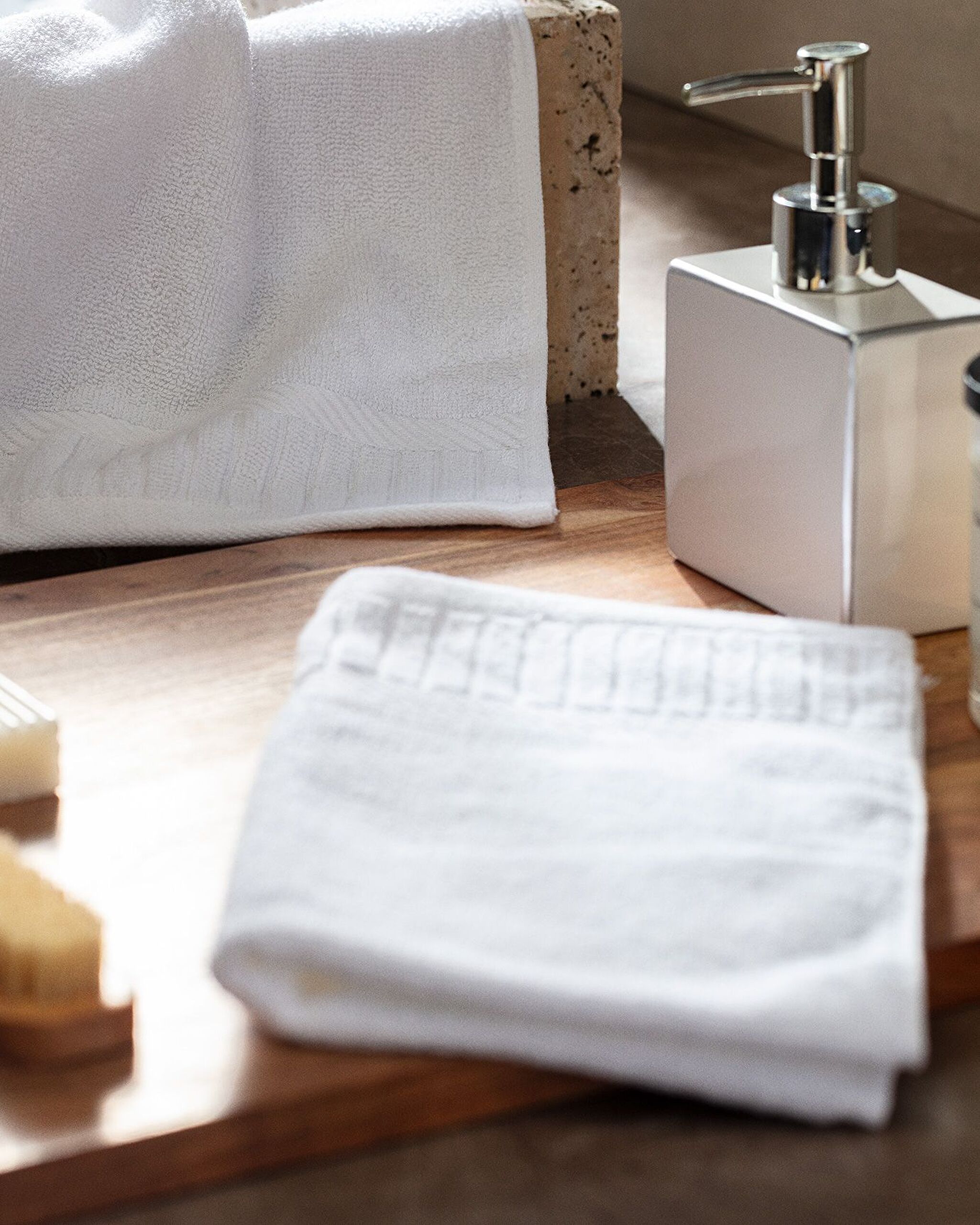 Ensemble de 2 serviettes à main Piano Dobby 100 % coton - Blanc - 1