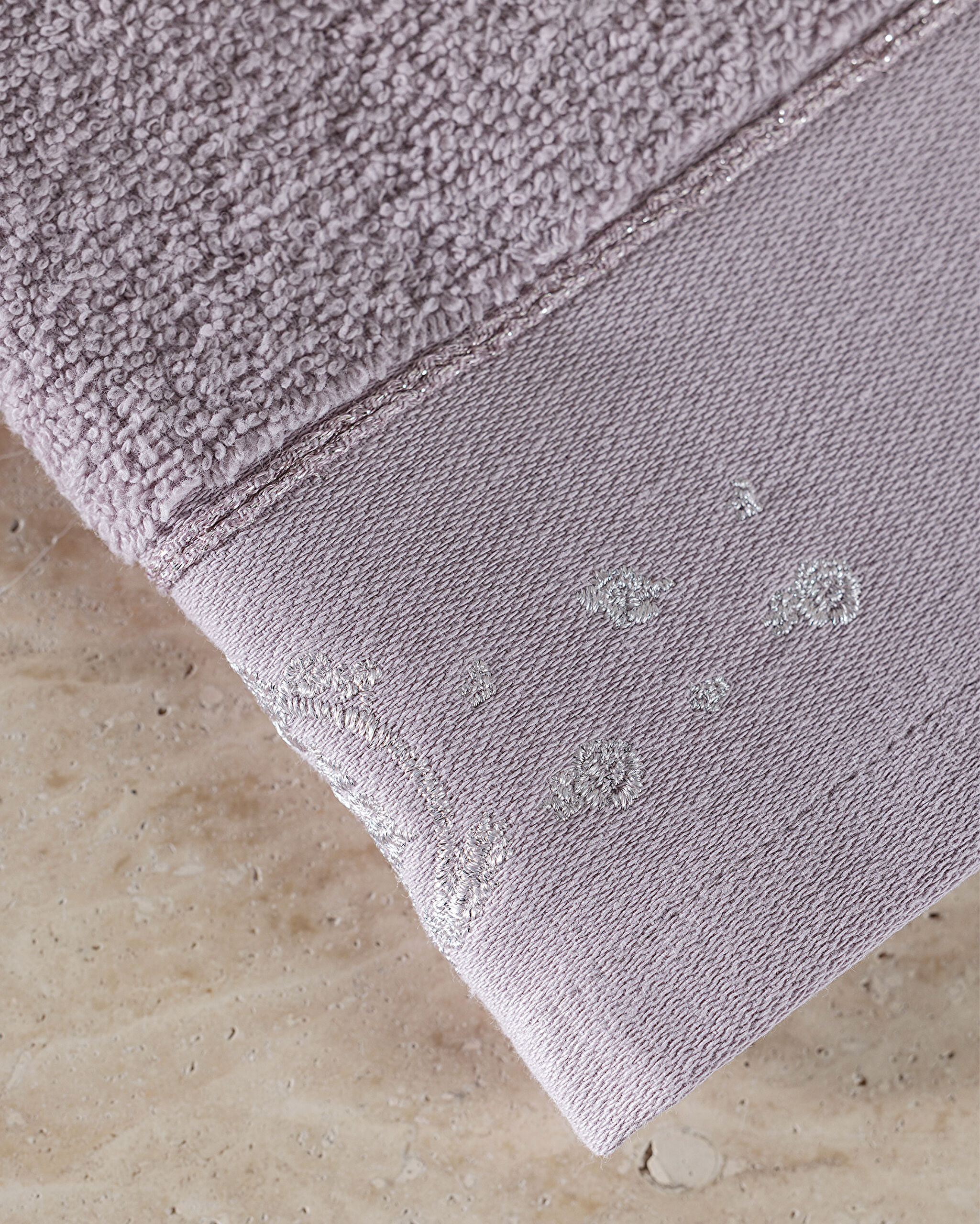 منشفة يد مطرزة من غوتييه مكونة من قطعتين - 2