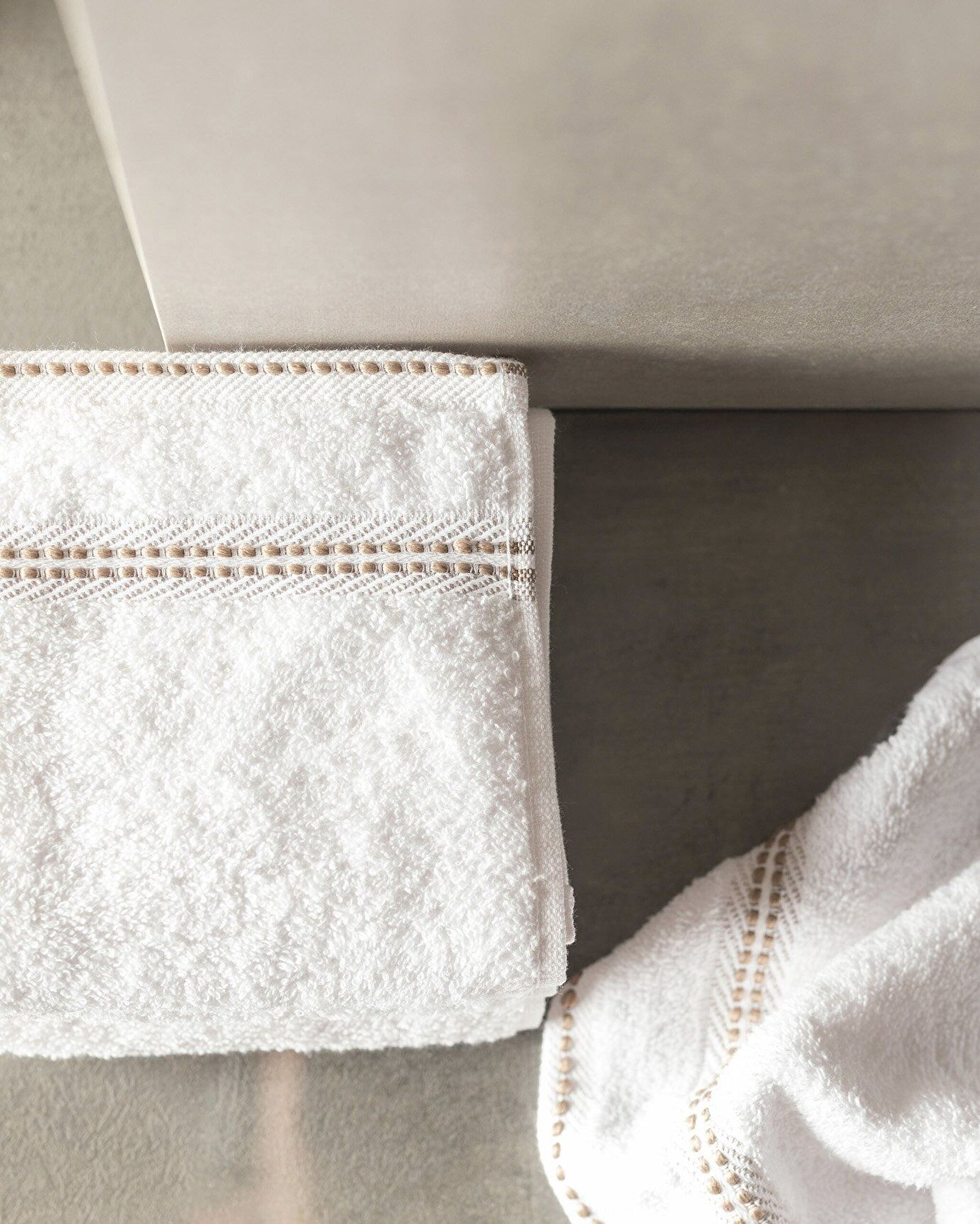 Fanya 4 Pack Hand Towel - 2