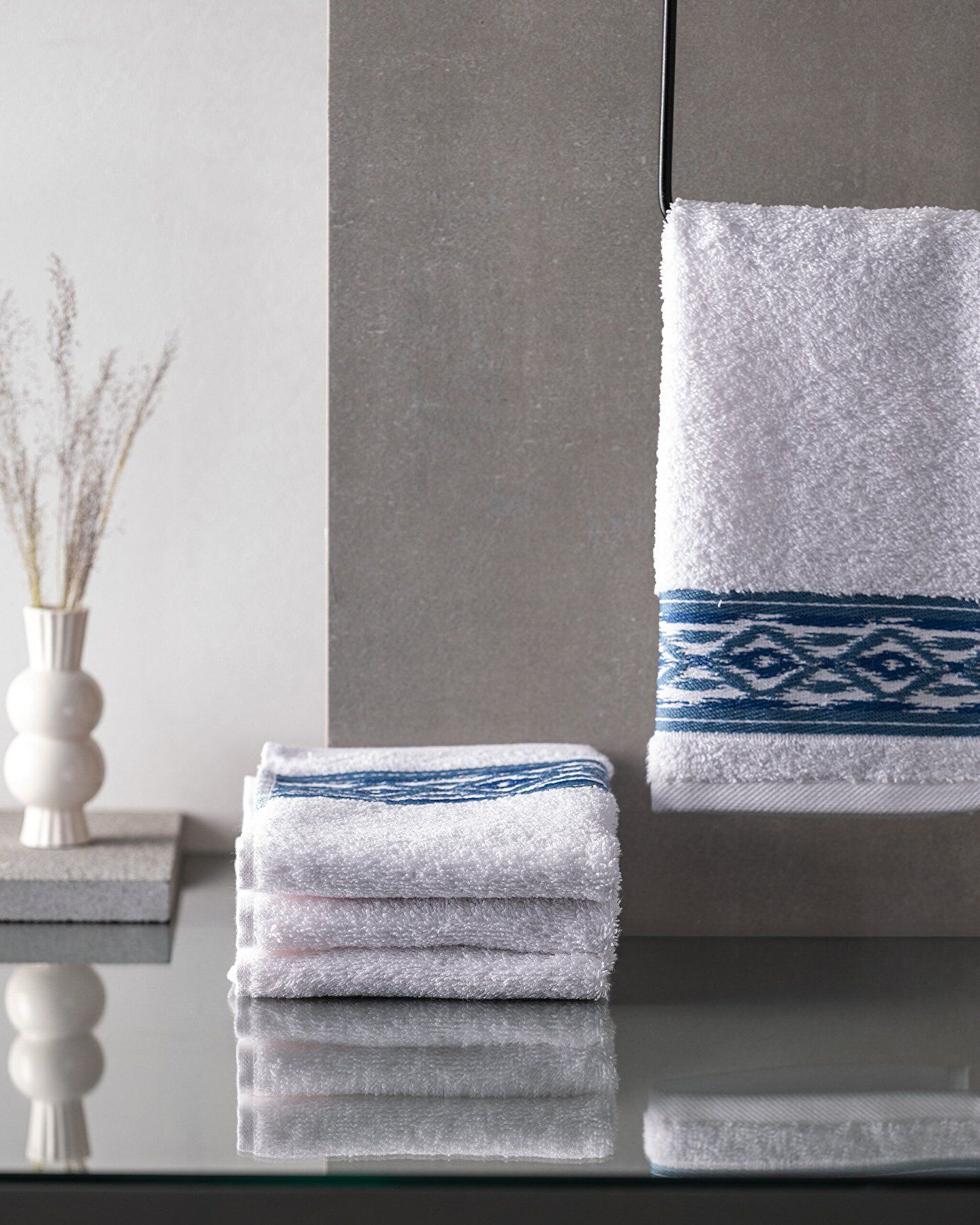 Daine 4 Pack Hand Towel - 0