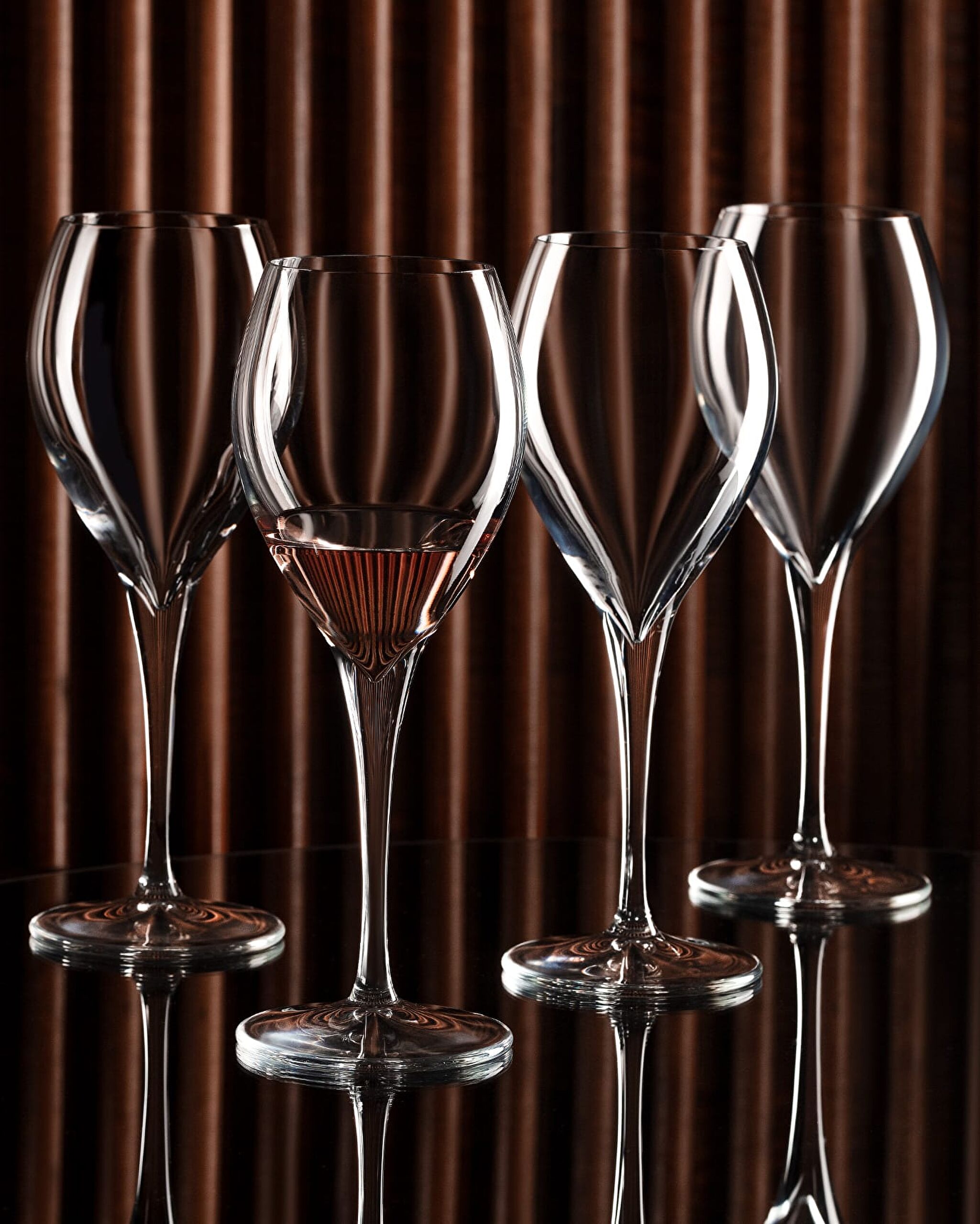 Volante Set of 4 Red Wine Glasses - 4