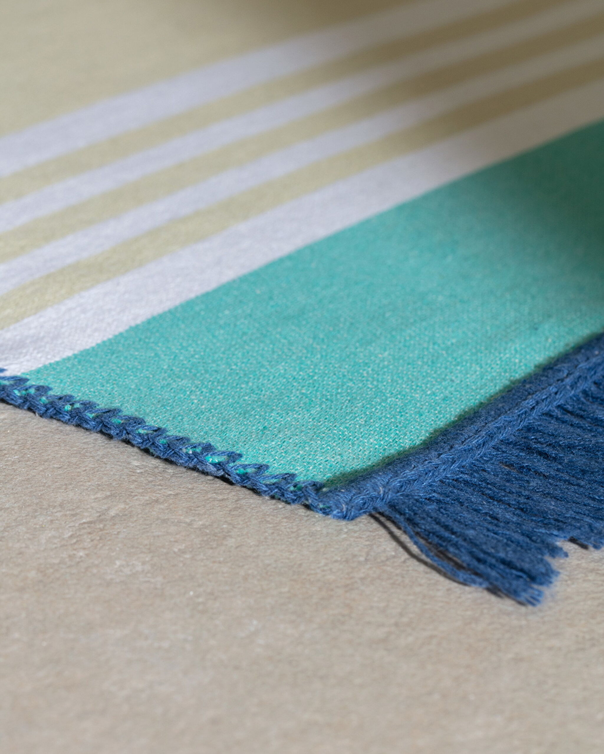 Chagnon Saçaklı Dokuma Kilim - 3