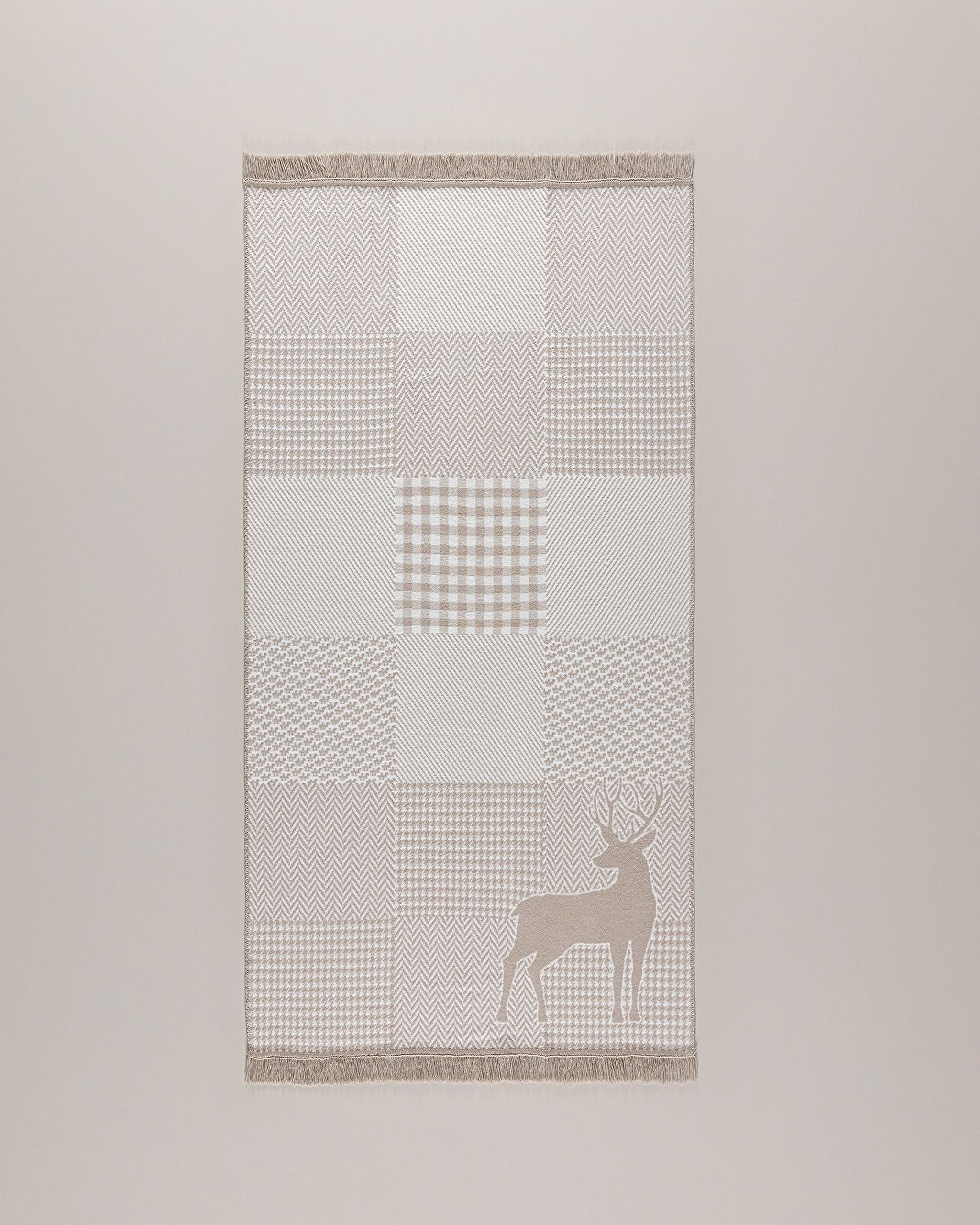 Pétale Fringed Woven Rug - 0