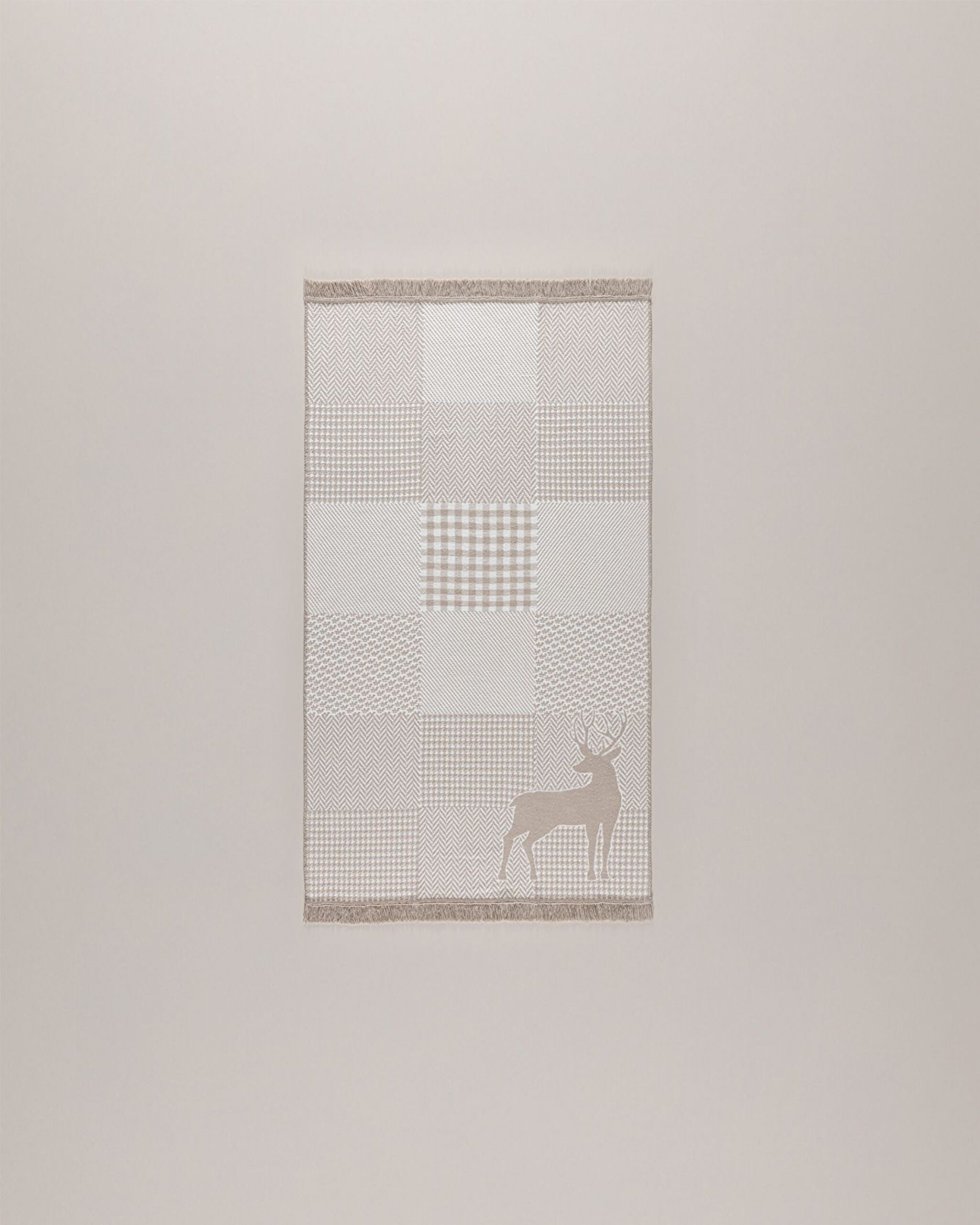 Pétale Fringed Woven Rug - 0