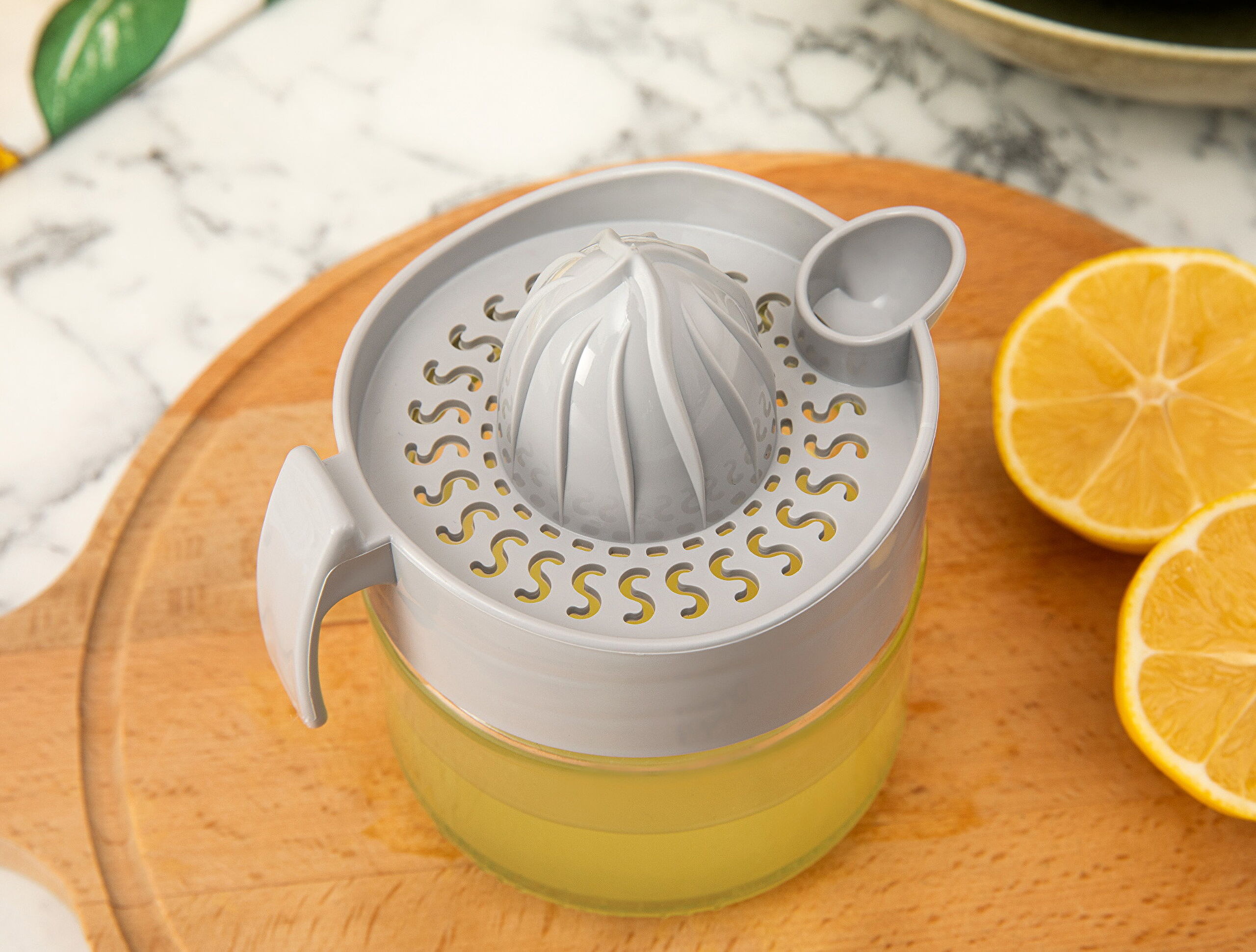 Presse-citron houx - 2