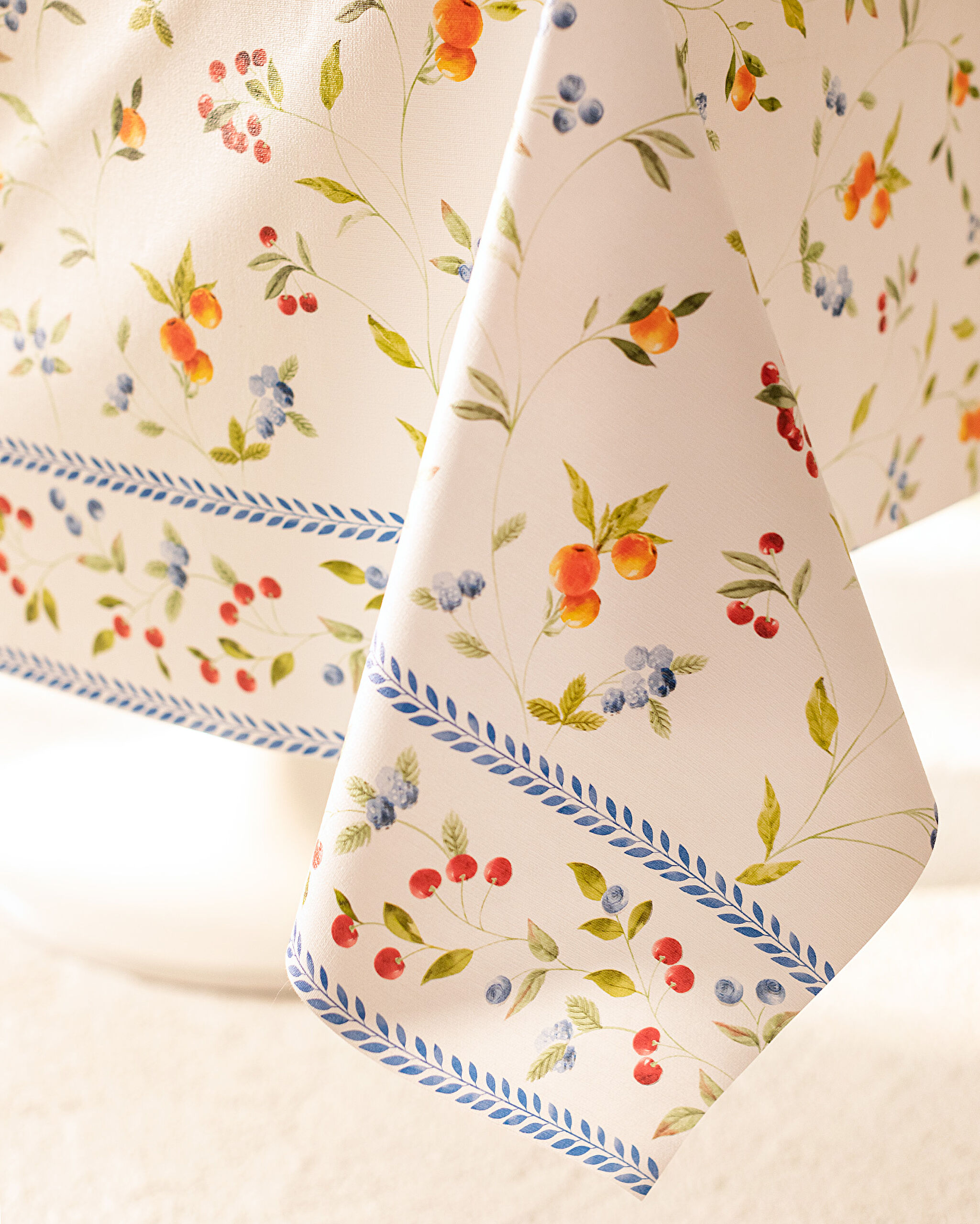 مفرش طاولة أربنور Pvc - 2