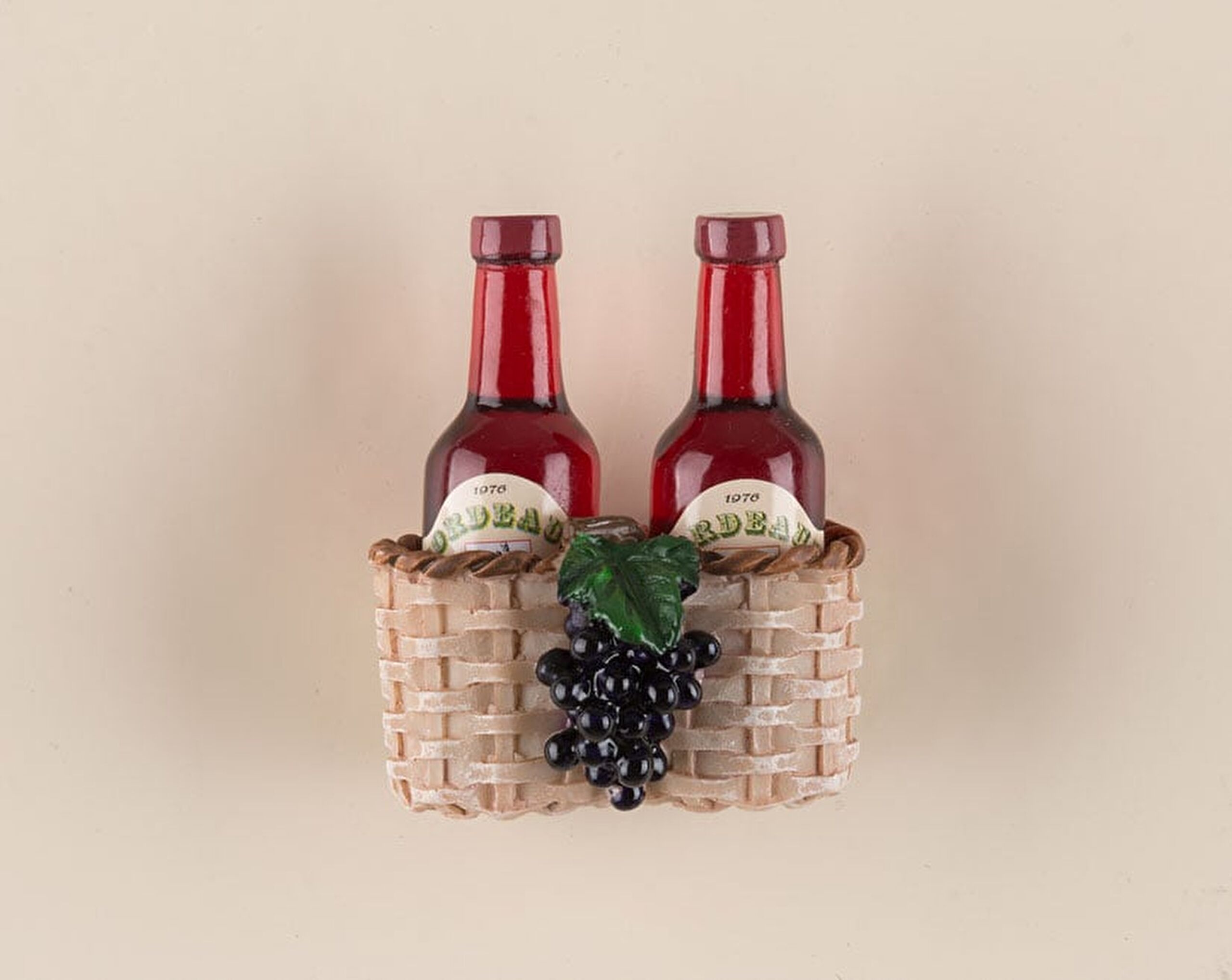 Bottle Basket Magnet
