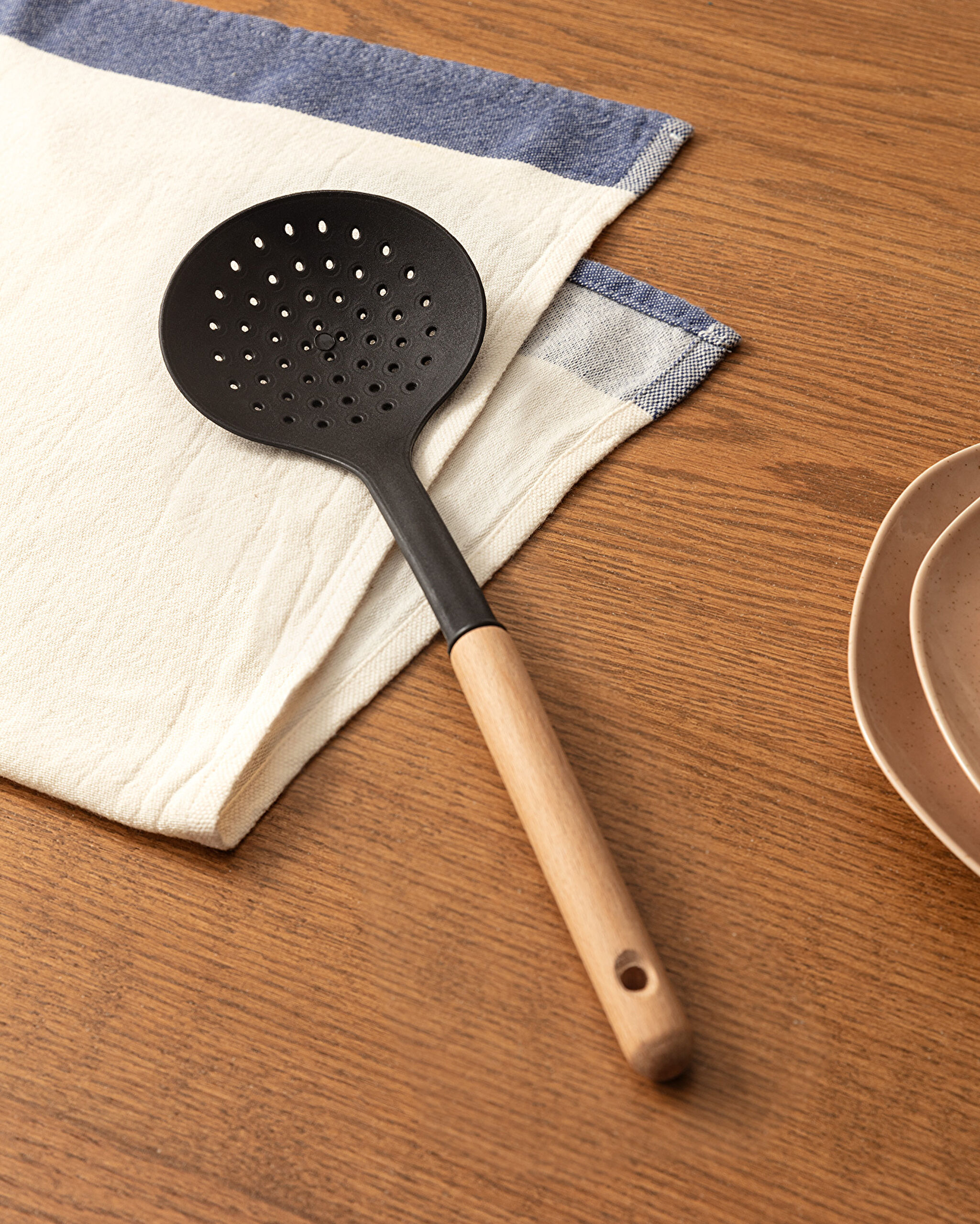 Garnet Serving Colander - 1