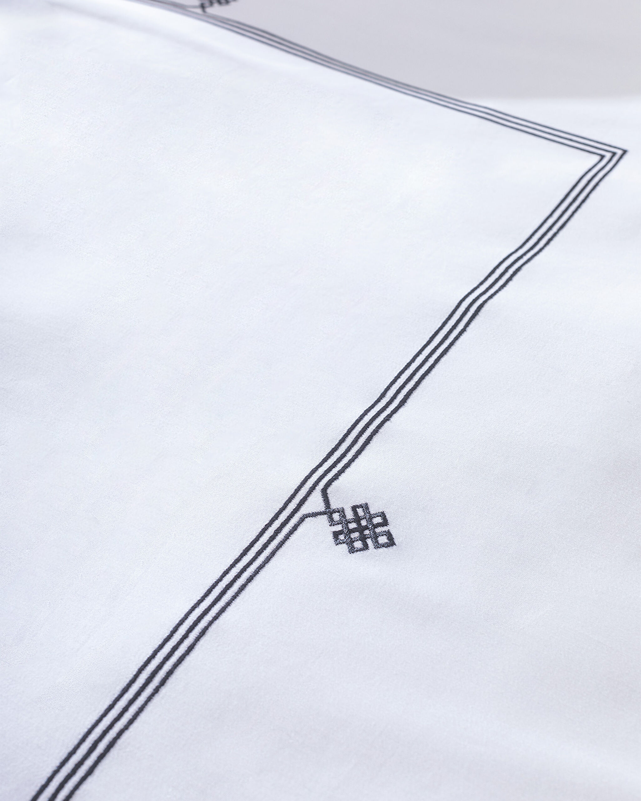 Lilas Double Embroidered Duvet Cover Set - Satin - 4