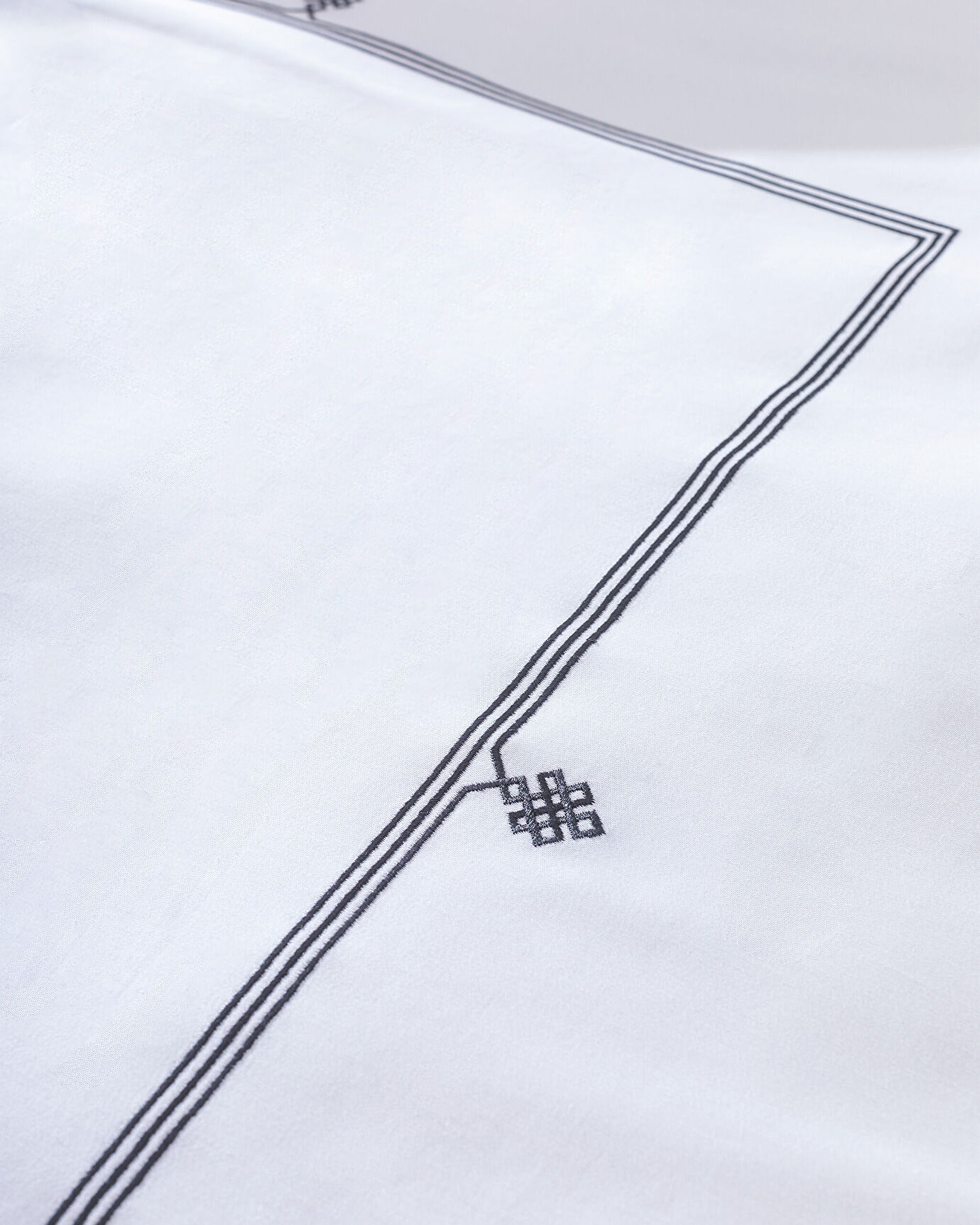 Lilas Double Embroidered Duvet Cover Set - Satin - 4