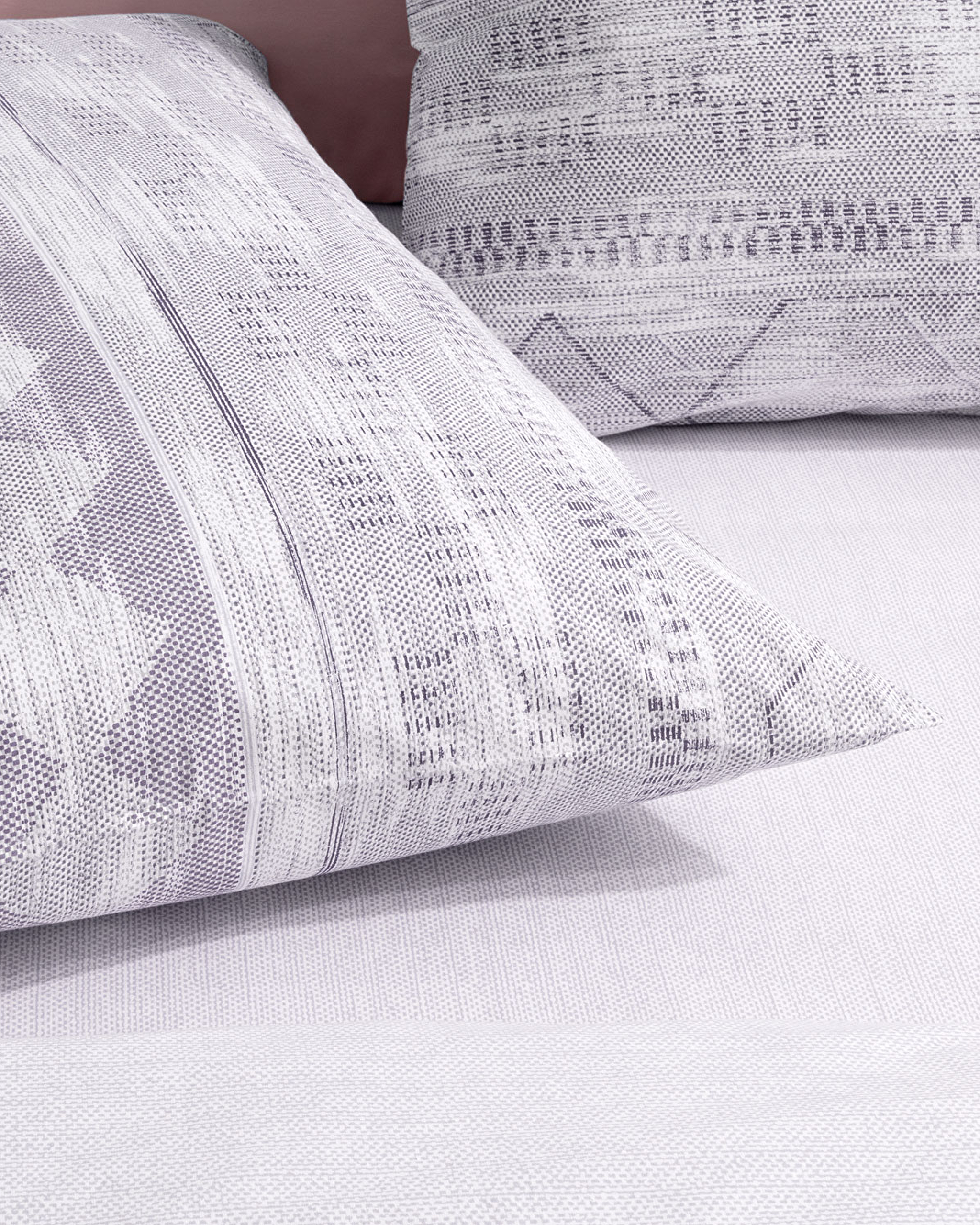 Dash Çift Kişilik %100 Pamuk Ranforce Baskılı Nevresim Takımı - Mürdüm - 2