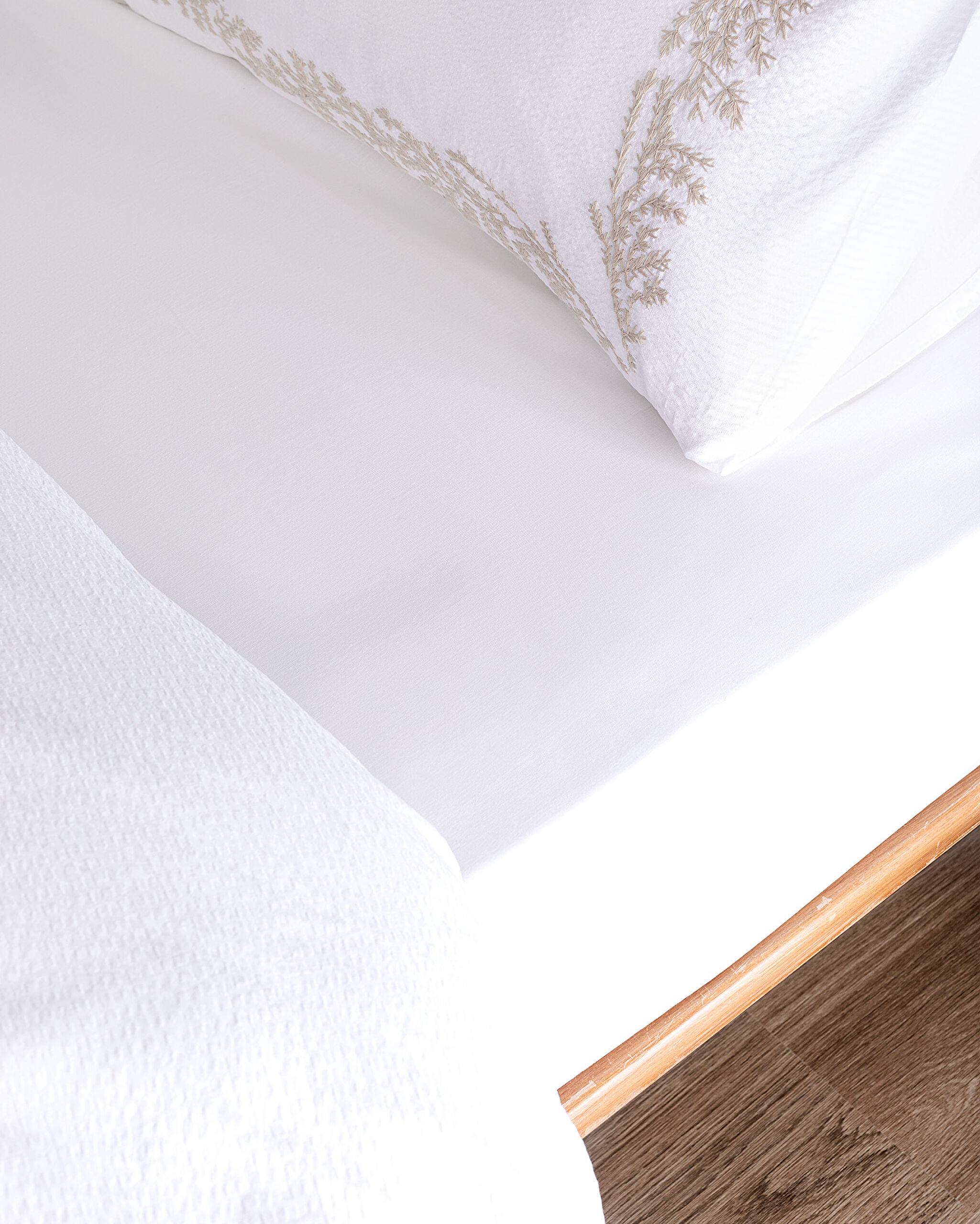 Linda Çift Kişilik Nakışlı Yıkamalı Gofre Nevresim Takımı - 3