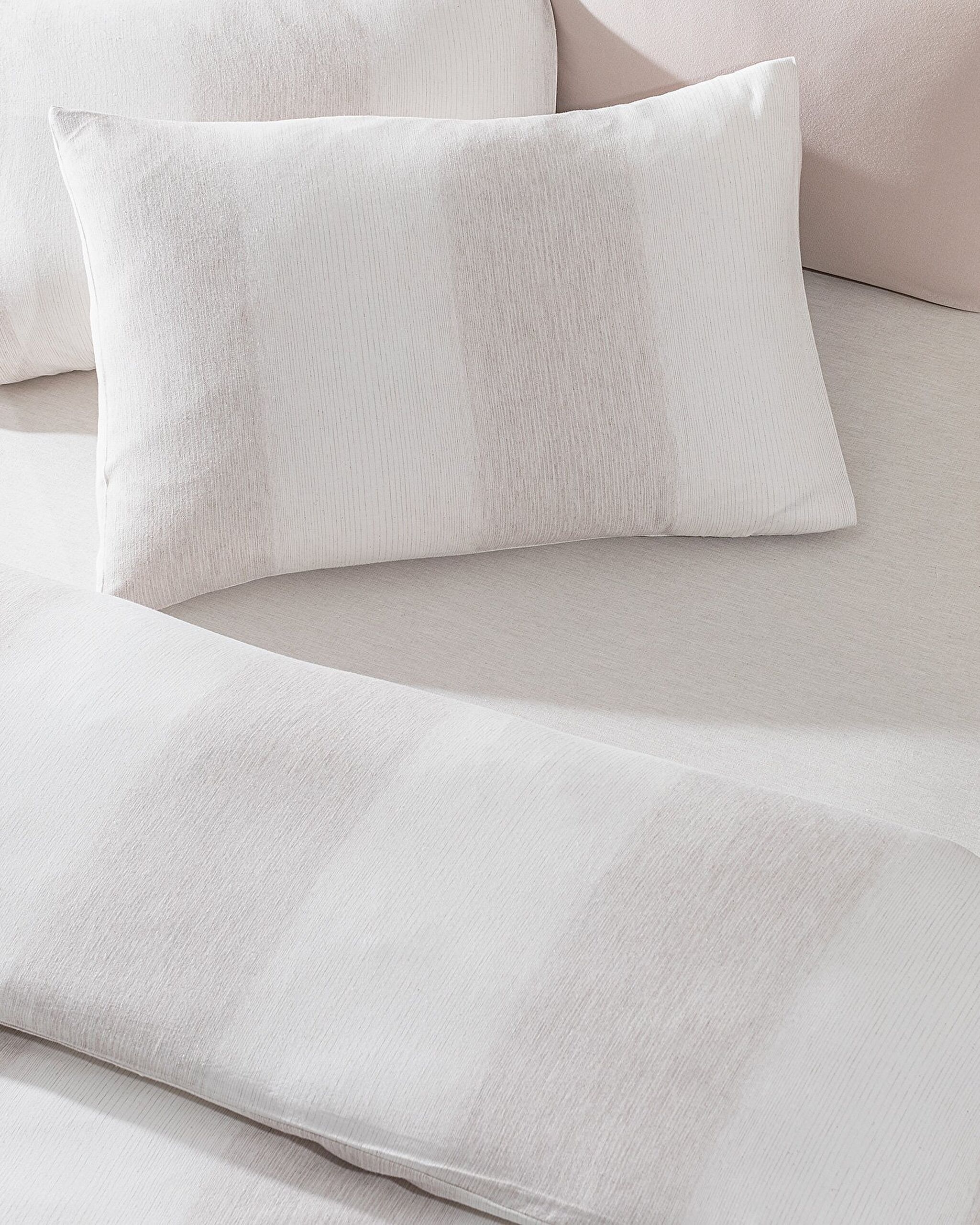 Berthe Çift Kişilik Armürlü Nevresim Takımı - 1