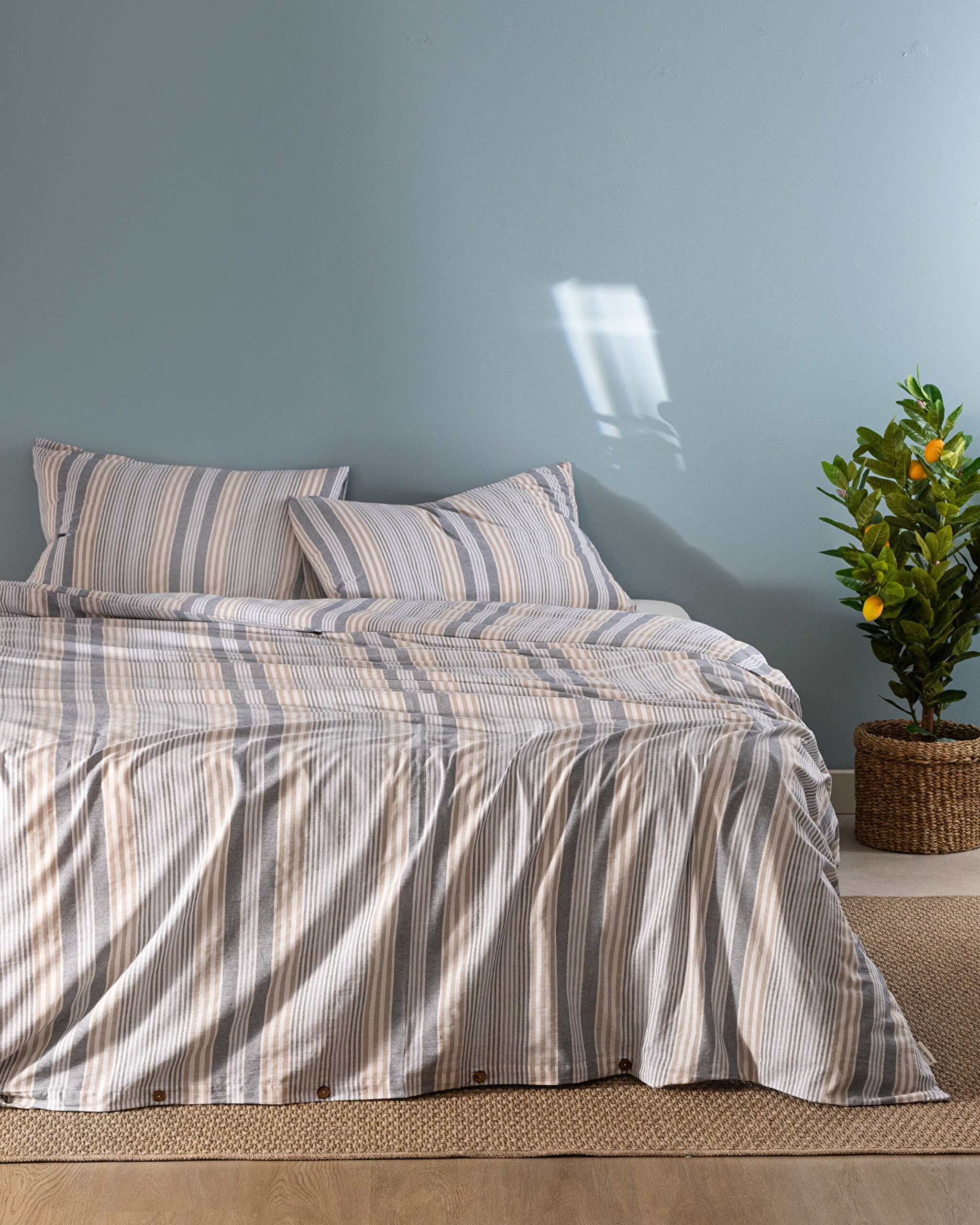 ⁠ Patrice Double Size Yarn Dyed Duvet Cover Set_2}