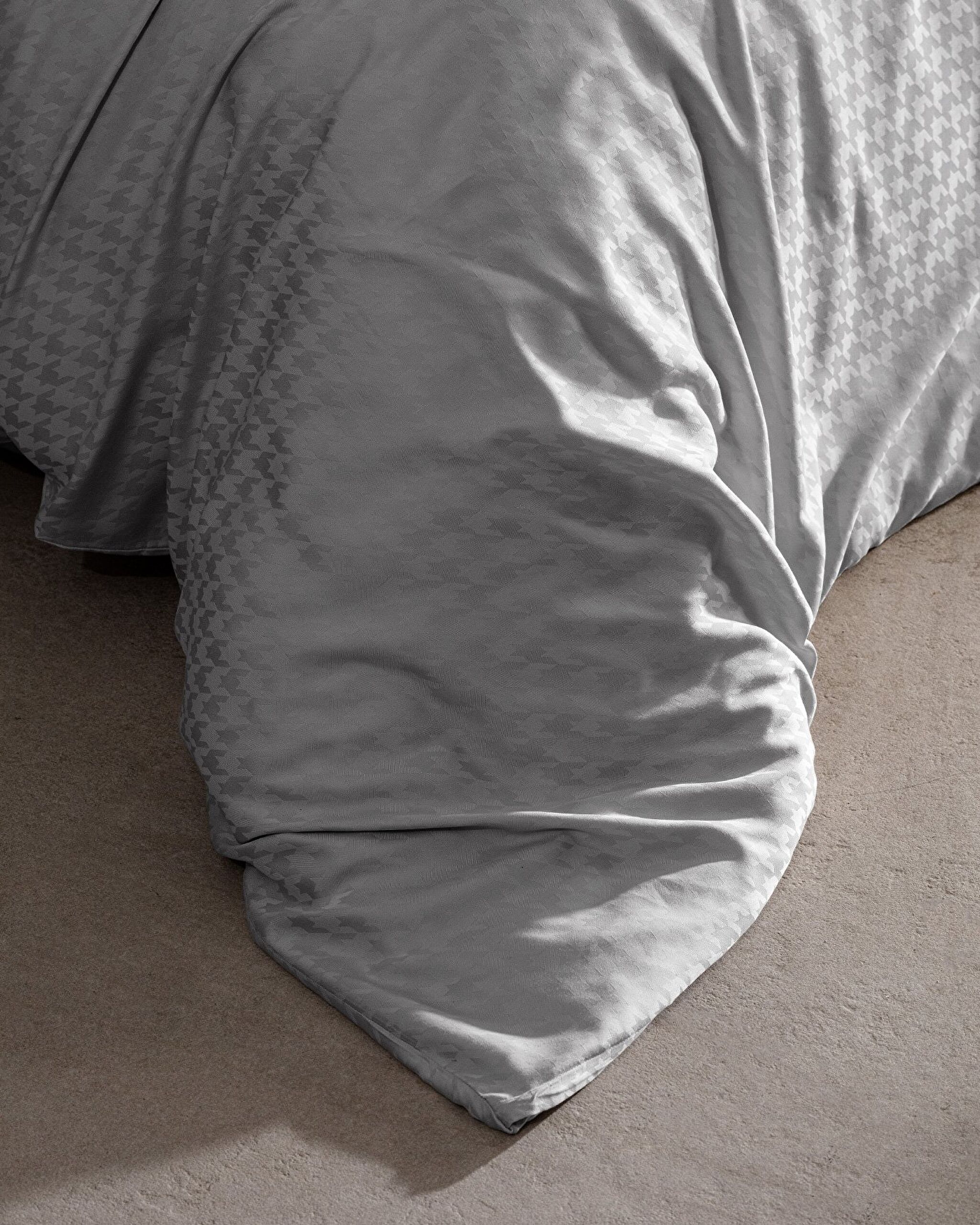 Lune Çift Kişilik Bambu Saten Nevresim Takımı - Taş - 5