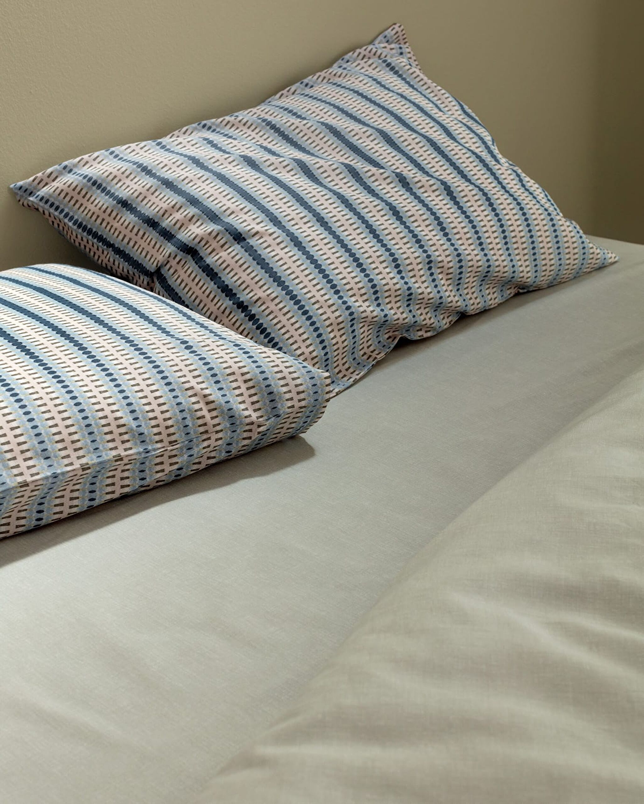 مجموعة غطاء لحاف مزدوجة الحجم - 2