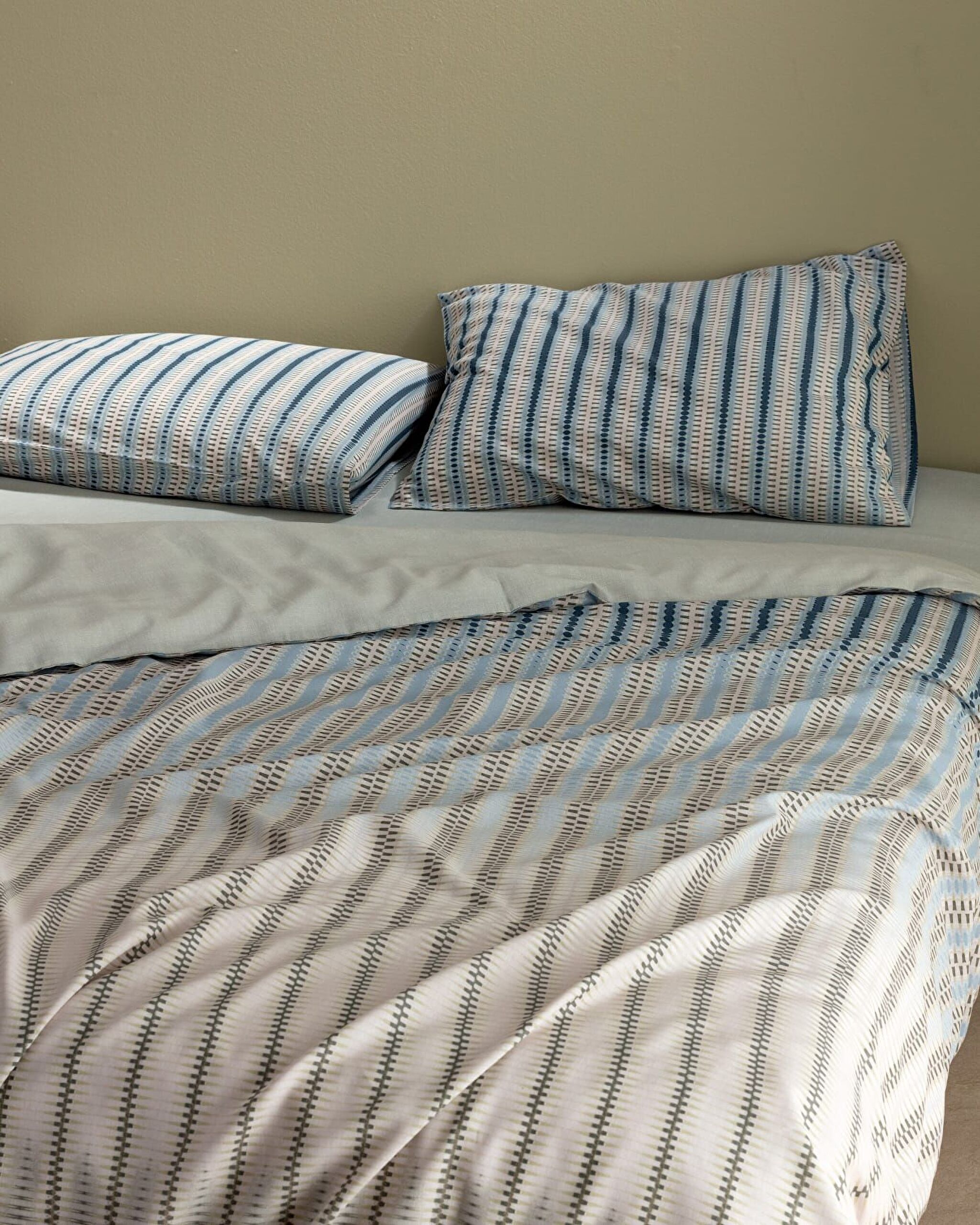 مجموعة غطاء لحاف مزدوجة الحجم - 1