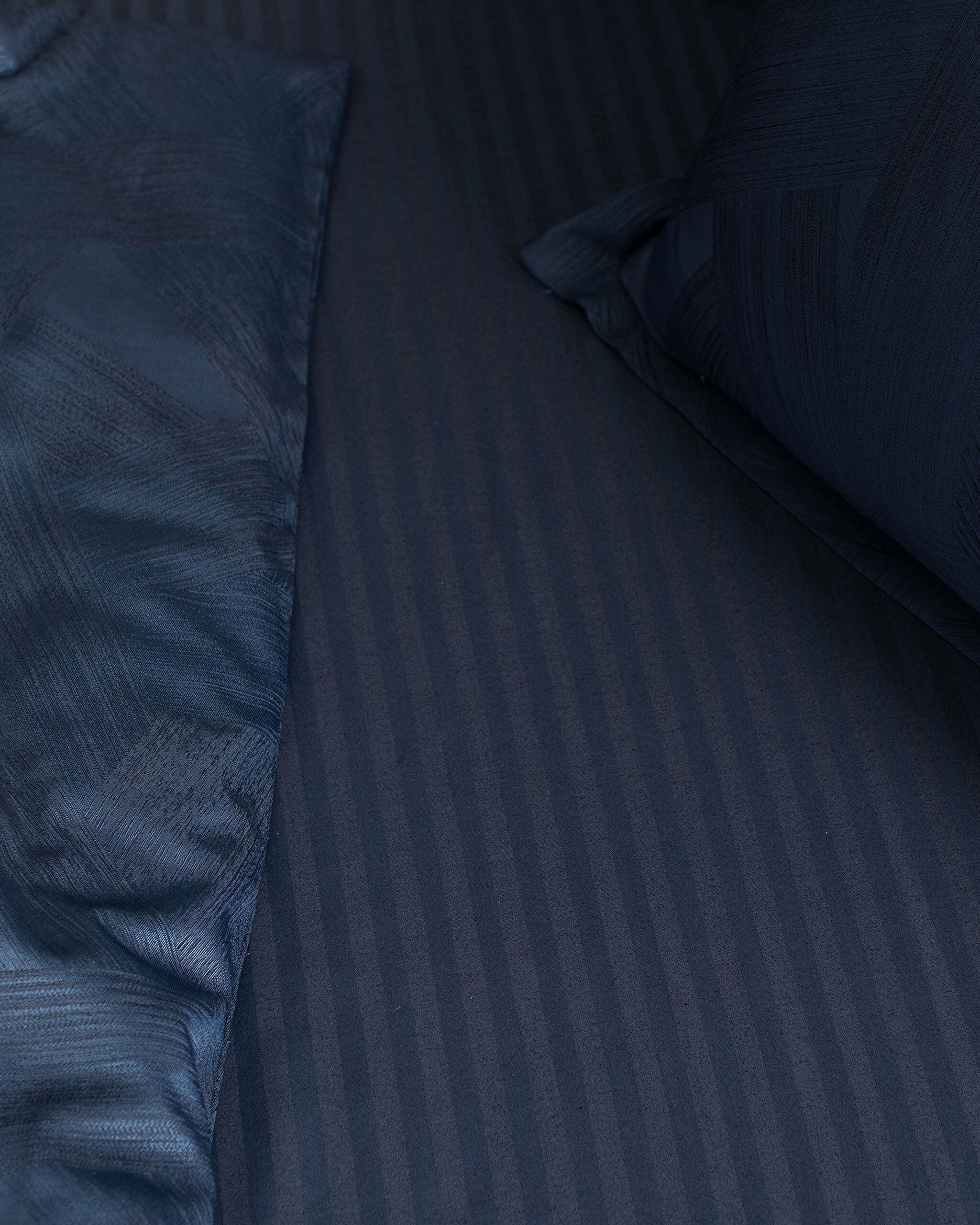 Ensemble de housse de couette en satin jacquard taille familiale Dreux - 3