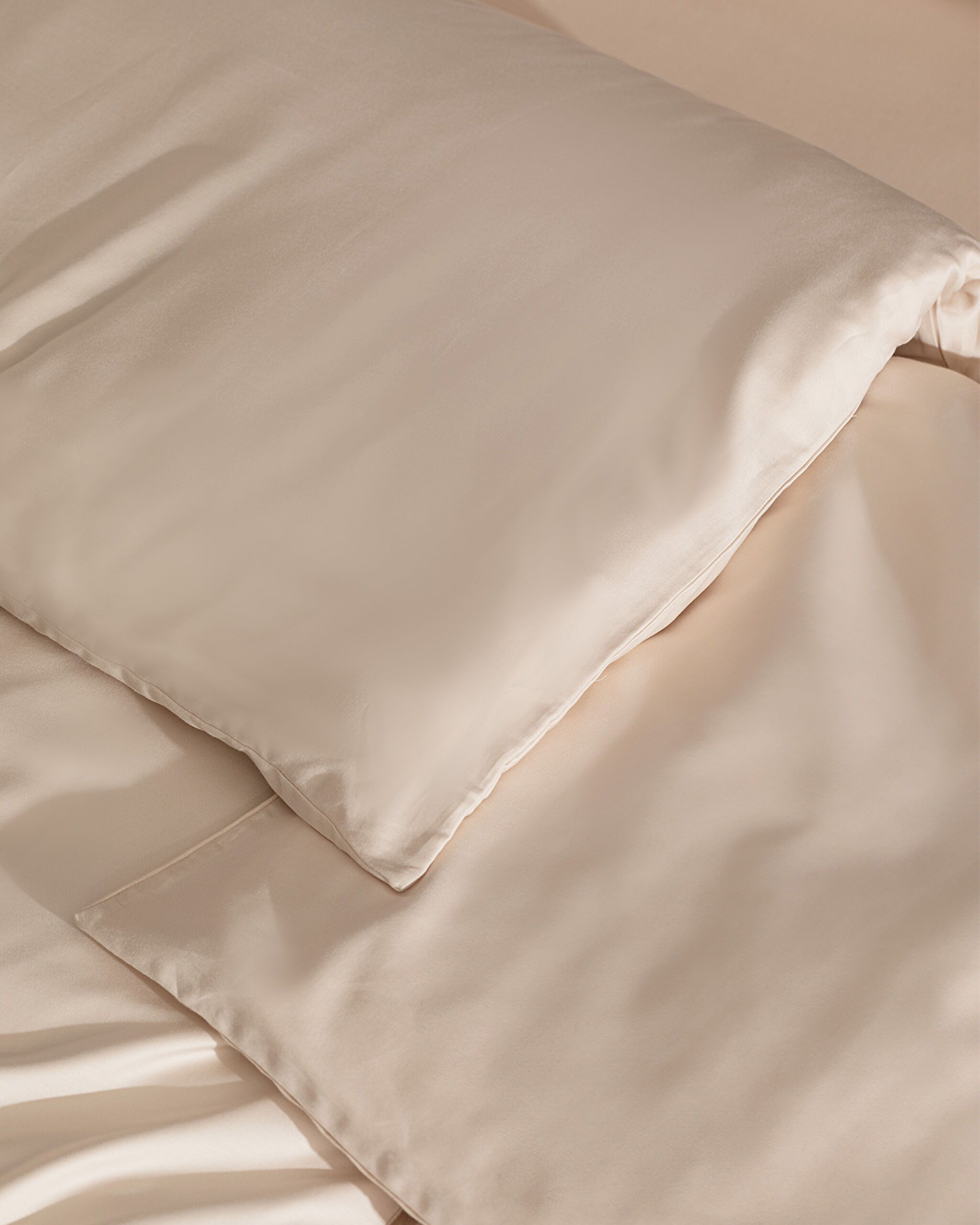 Clarette Family Size Bamboo Satin Duvet Cover Set - 5