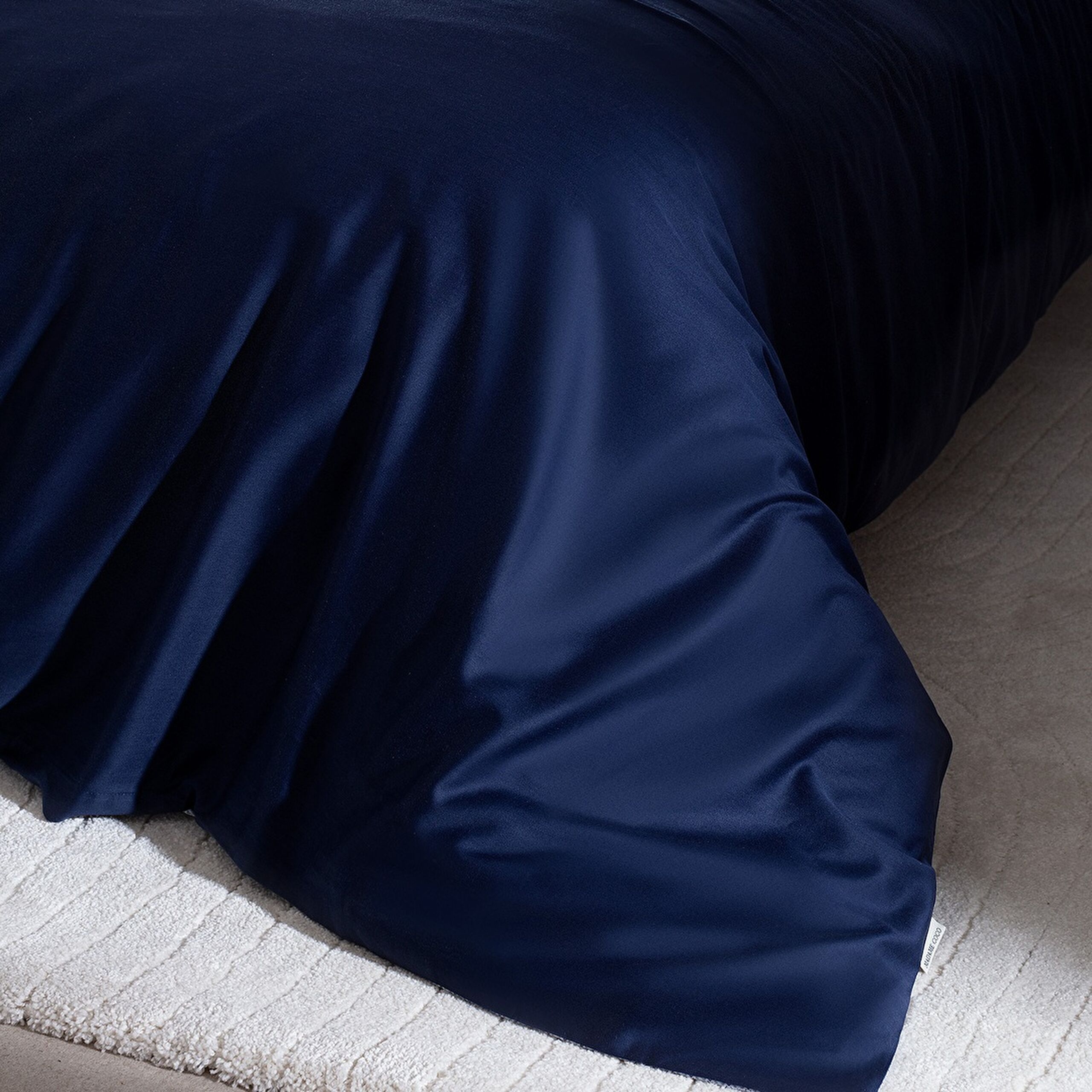 Ensemble de housse de couette en satin imprimé 100 % coton taille familiale Coyne - Bleu marine - 1
