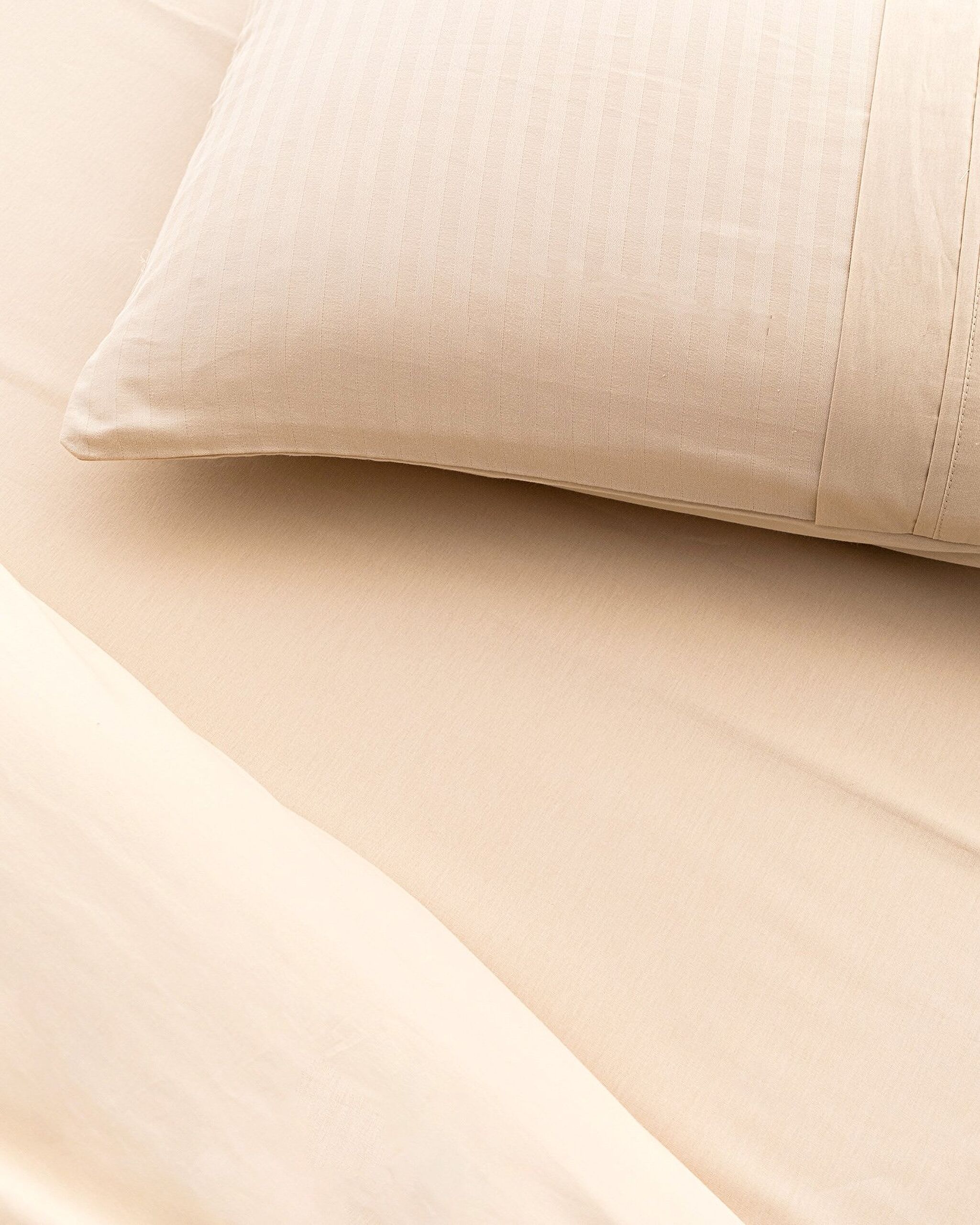 Ensemble de housse de couette côtelée Adrien, très grand lit - 2