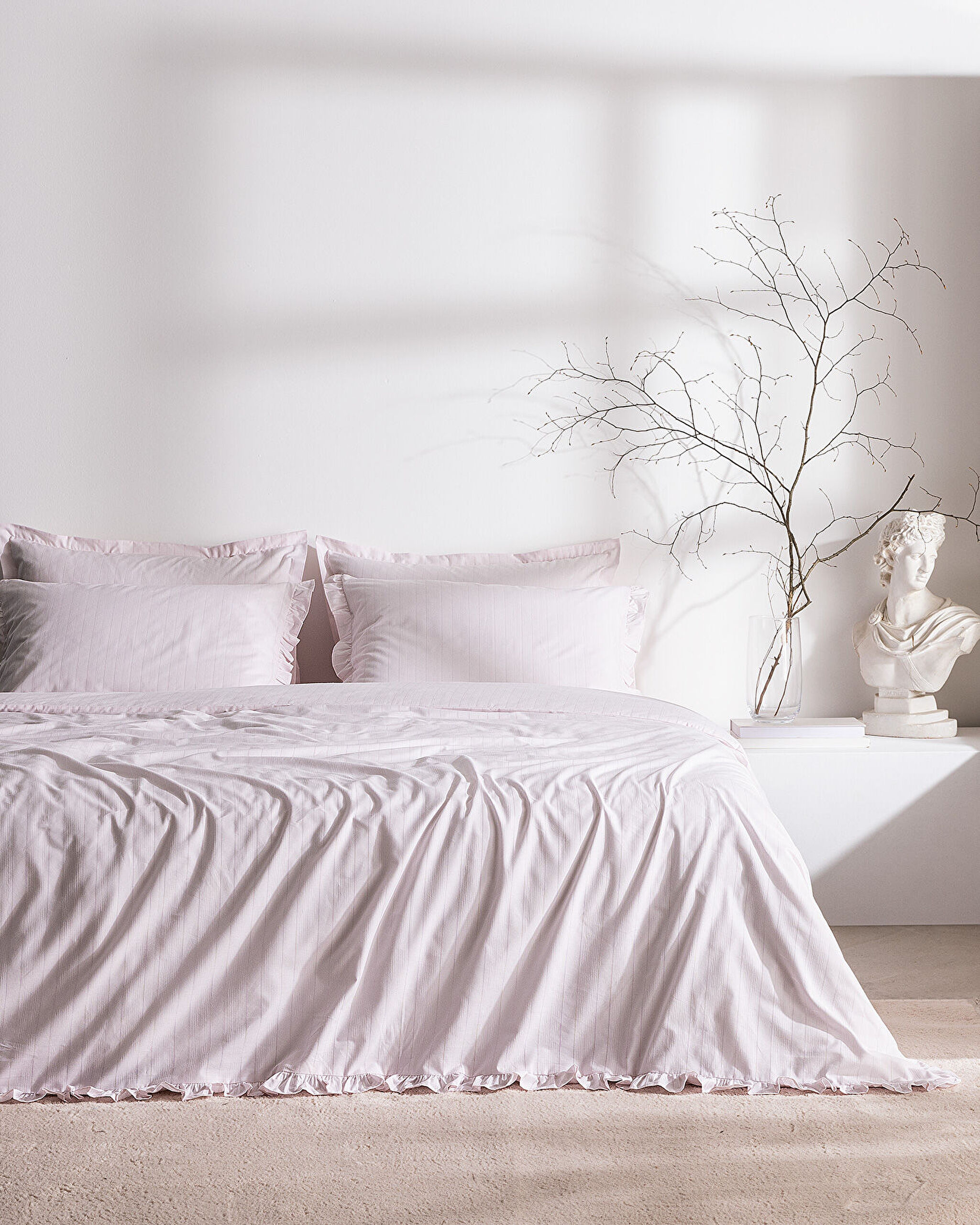 Julien King Size Duvet Cover Set - 0